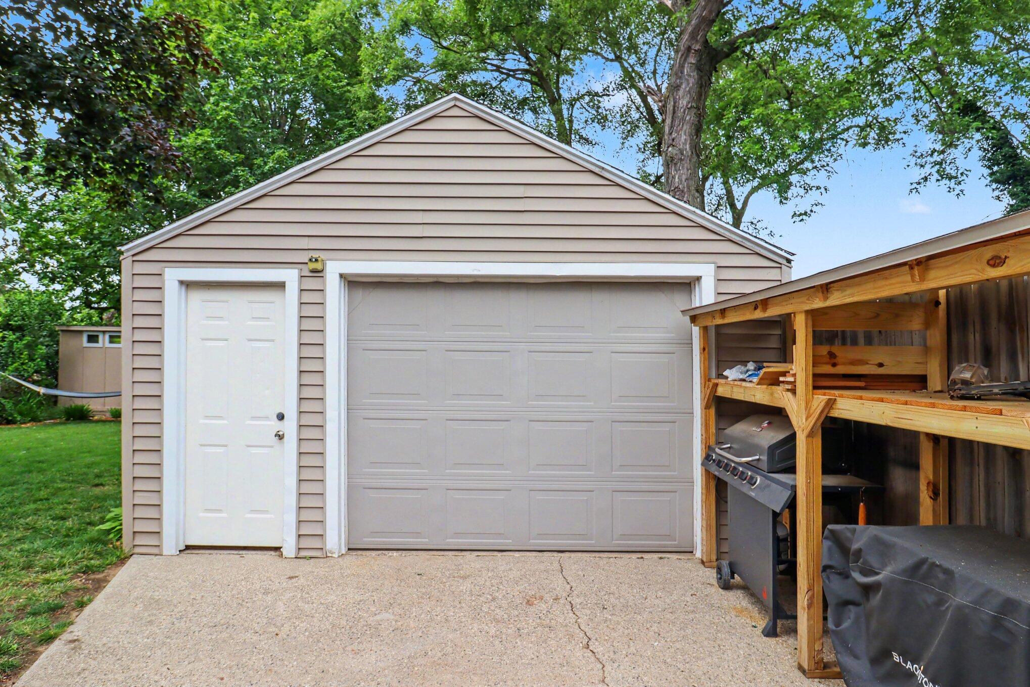 1055 Kelsey Street NE Grand Rapids MI 49505