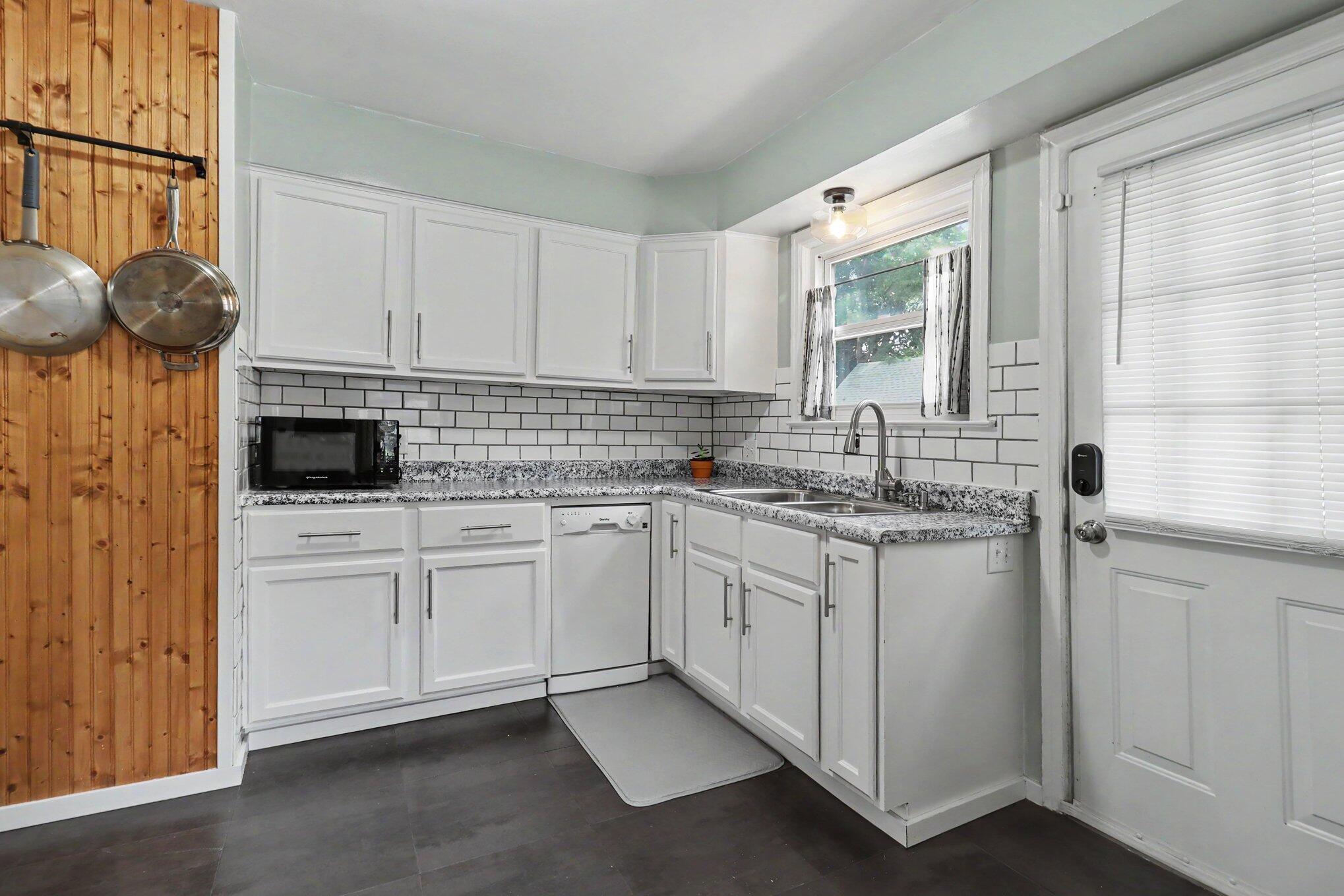 1055 Kelsey Street NE Grand Rapids MI 49505
