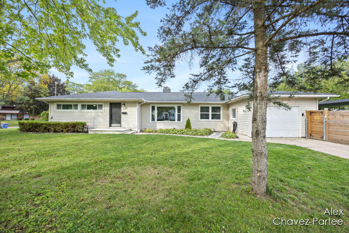 1119 Spencer Street NE Grand Rapids MI 49505