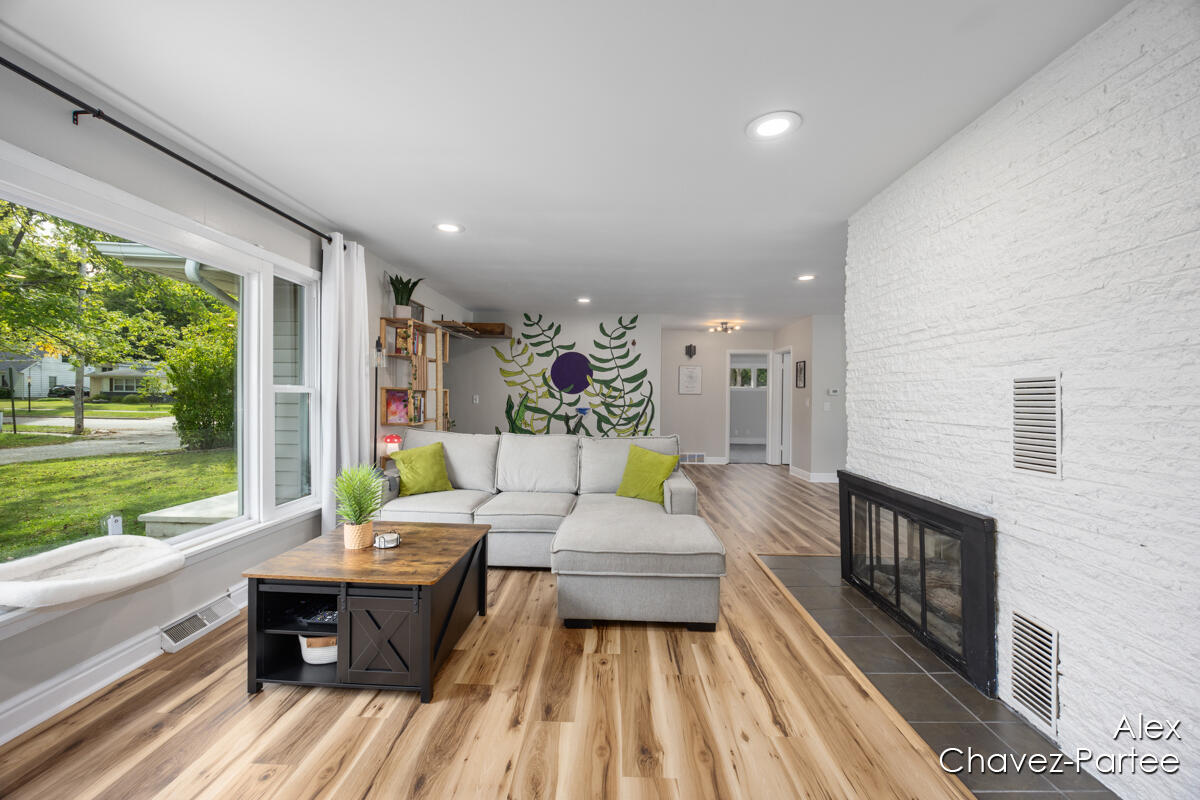 1119 Spencer Street NE Grand Rapids MI 49505