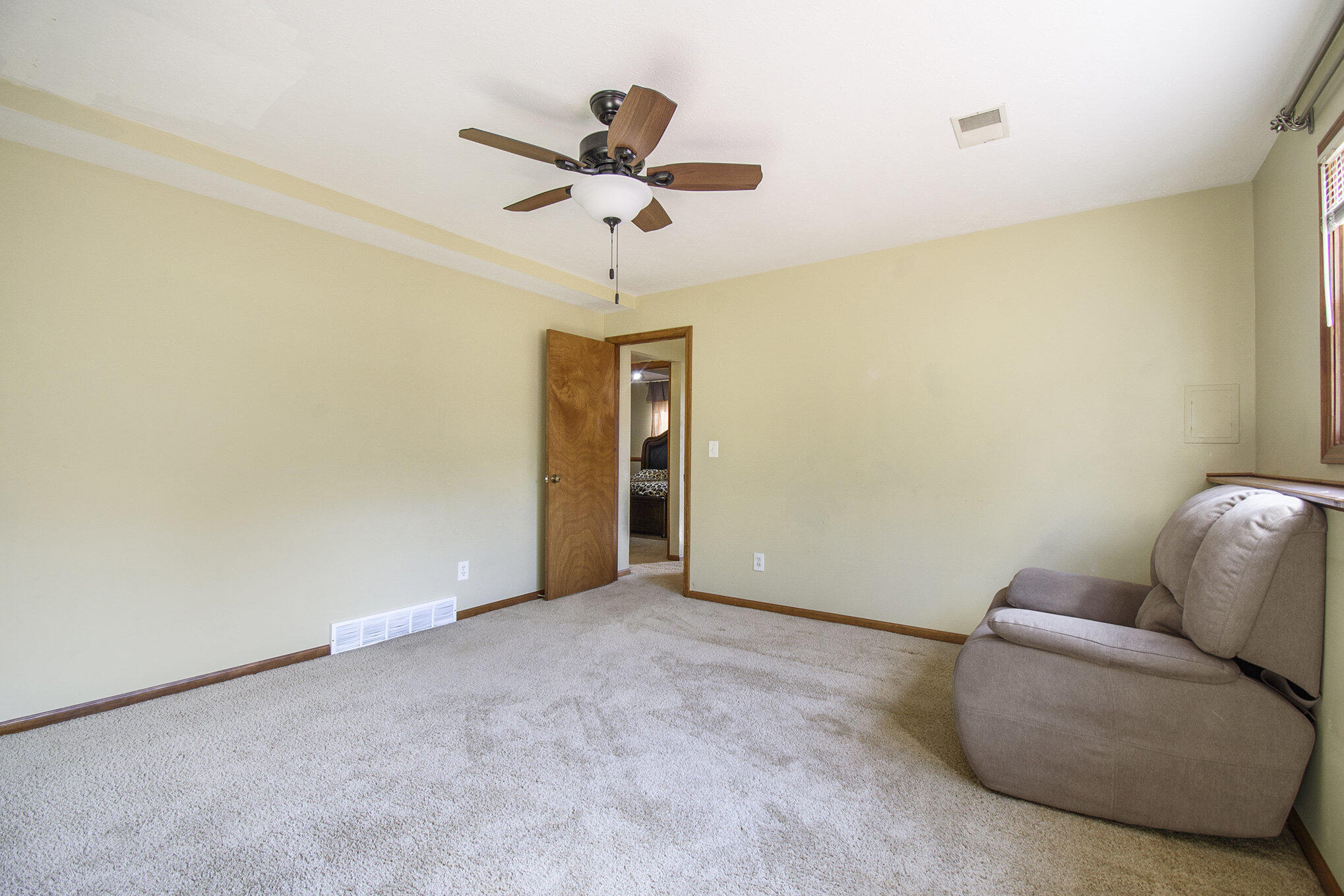 1370 Manorwood Drive SE Grand Rapids MI 49508