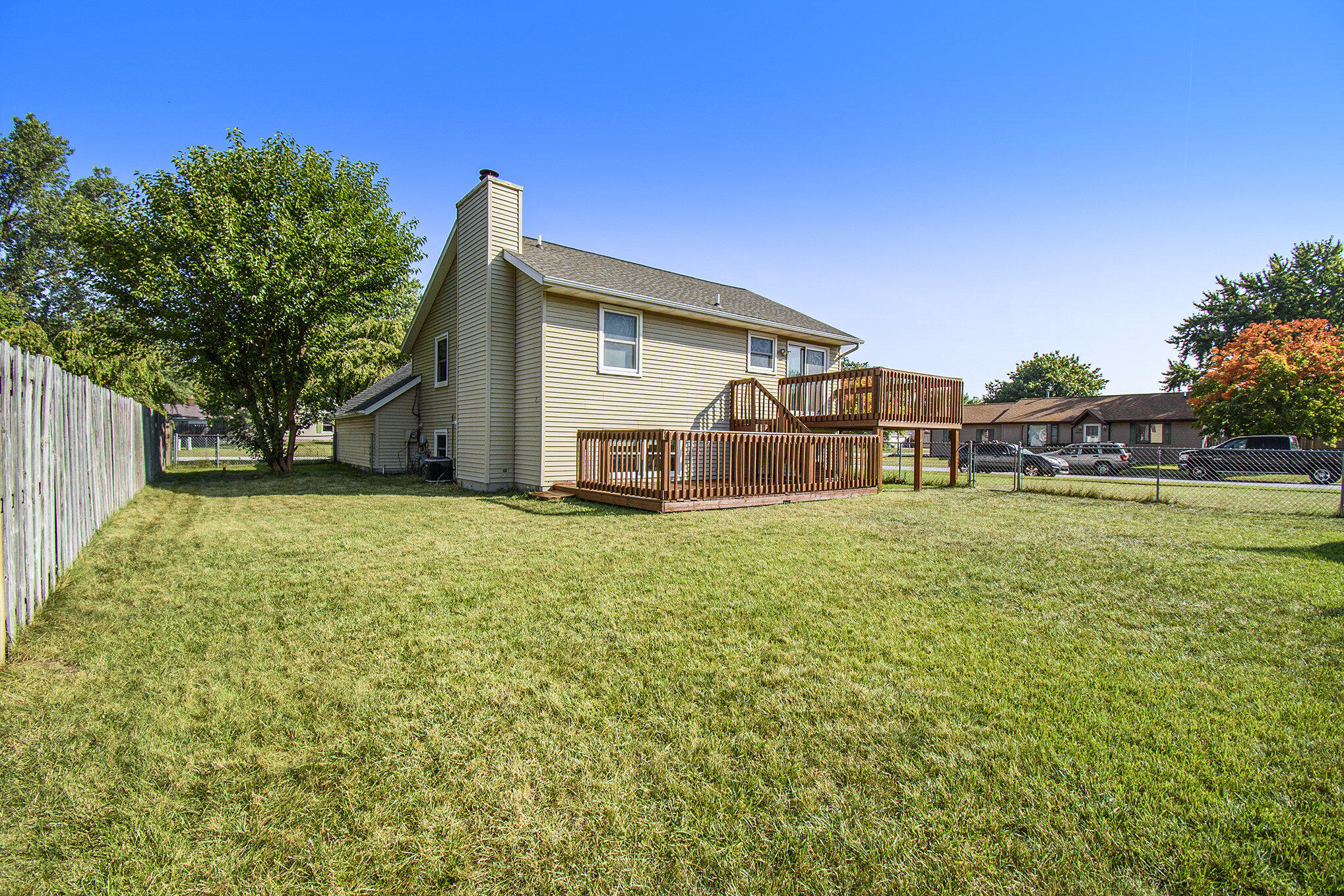 1370 Manorwood Drive SE Grand Rapids MI 49508