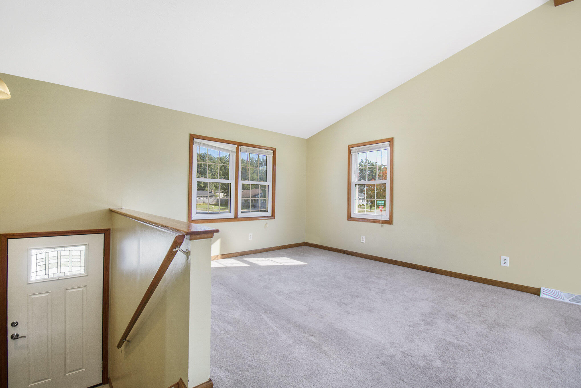 1370 Manorwood Drive SE Grand Rapids MI 49508