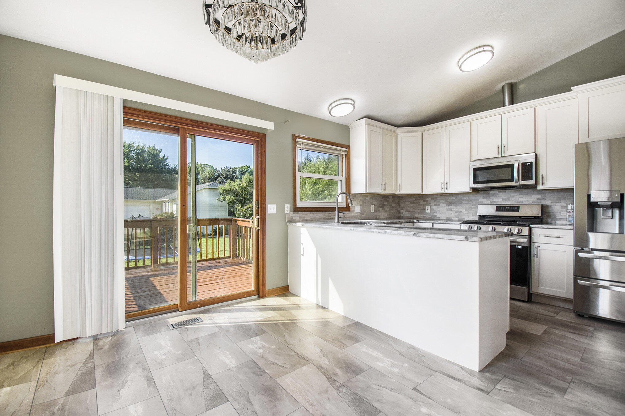 1370 Manorwood Drive SE Grand Rapids MI 49508