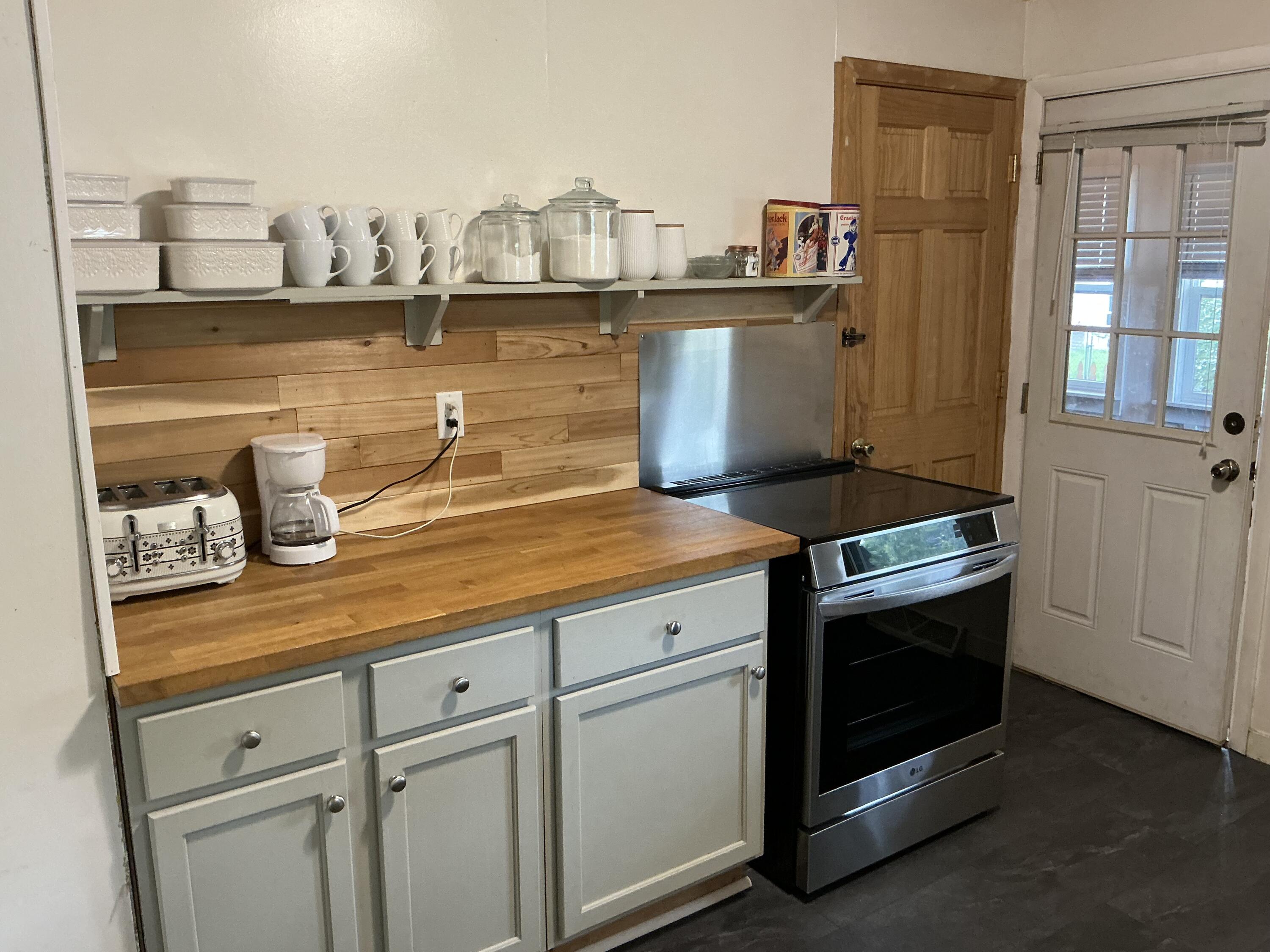 82248 45th Avenue Coloma MI 49038
