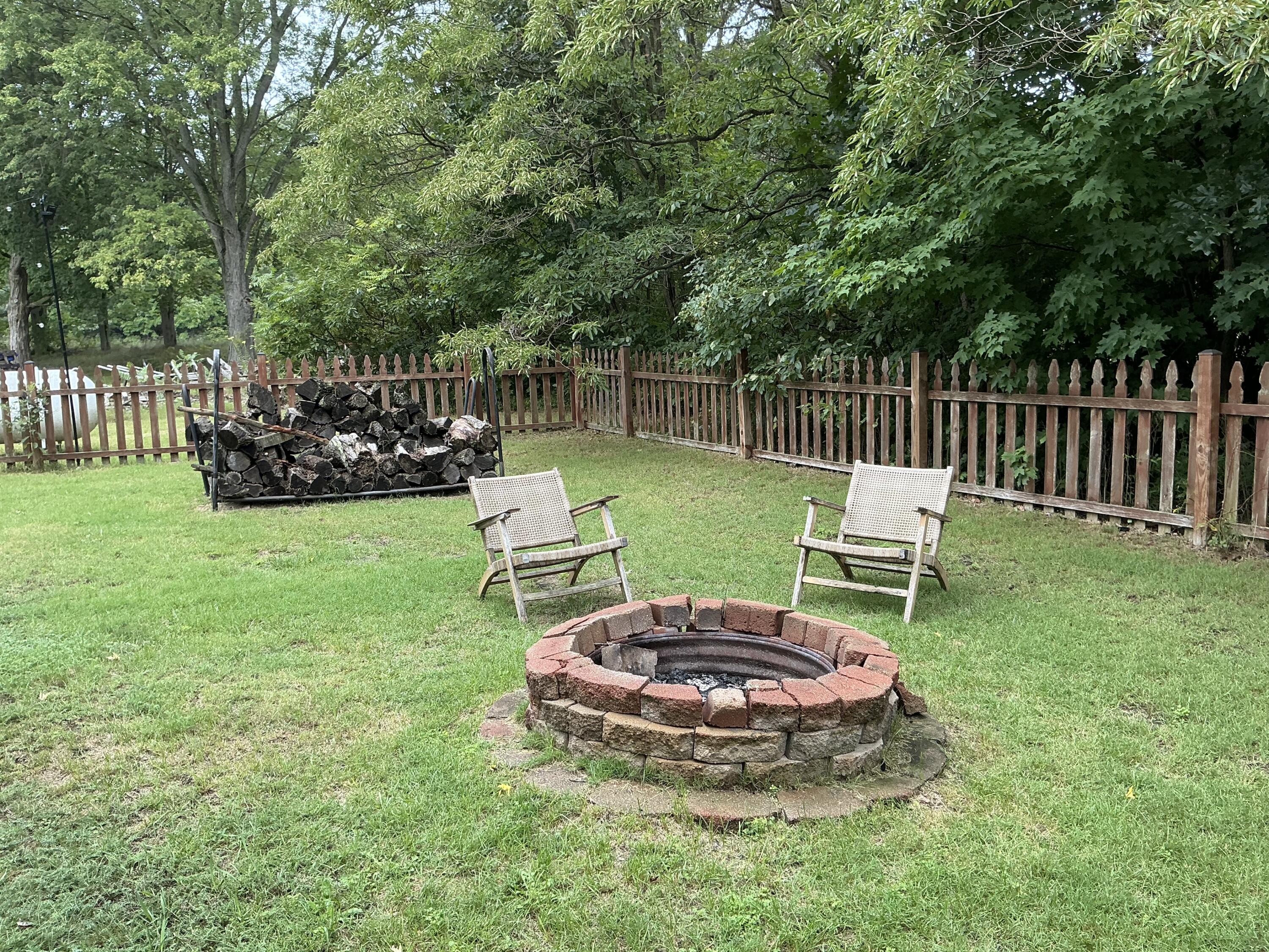 82248 45th Avenue Coloma MI 49038