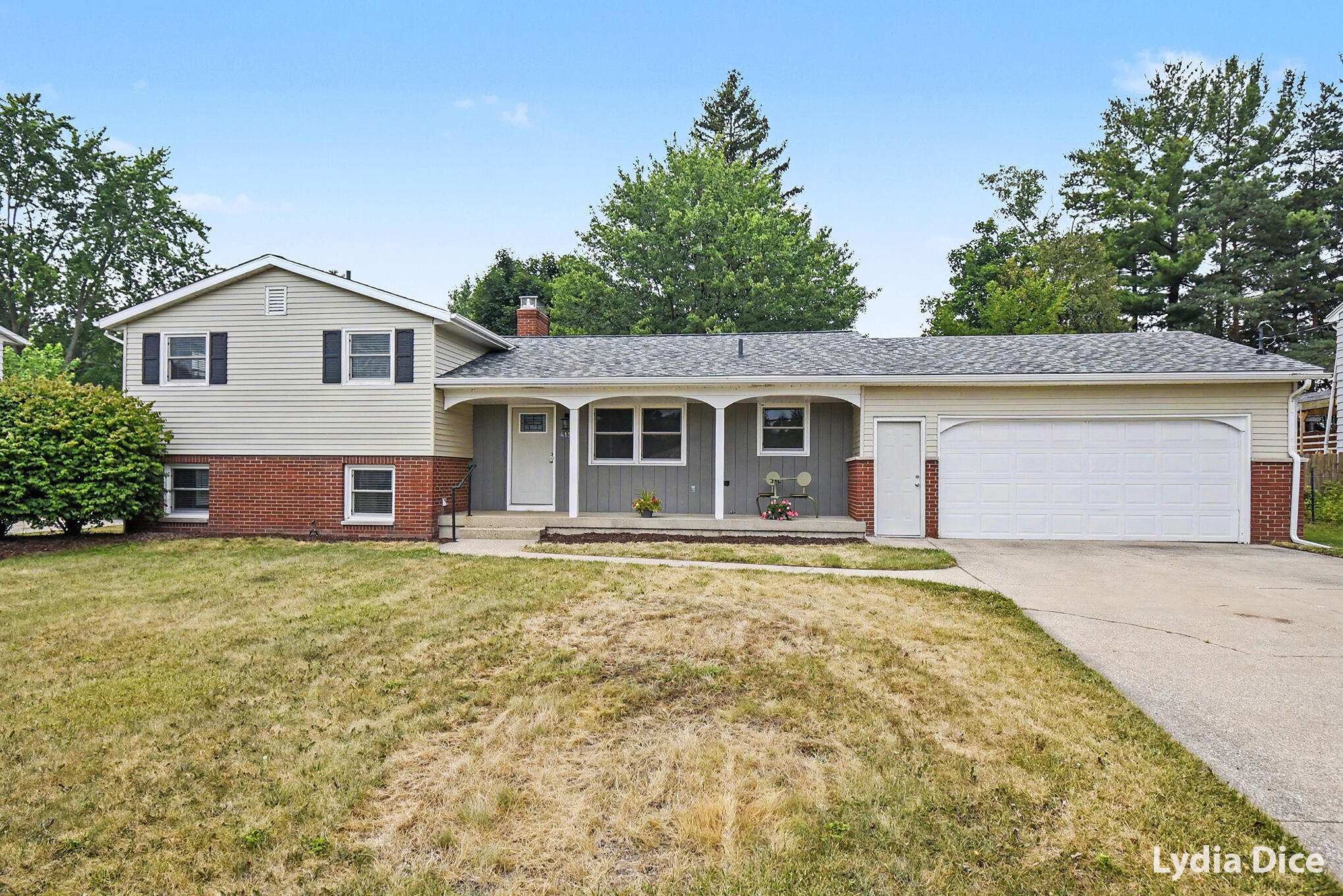 4151 Kentridge Drive SE Grand Rapids MI 49508