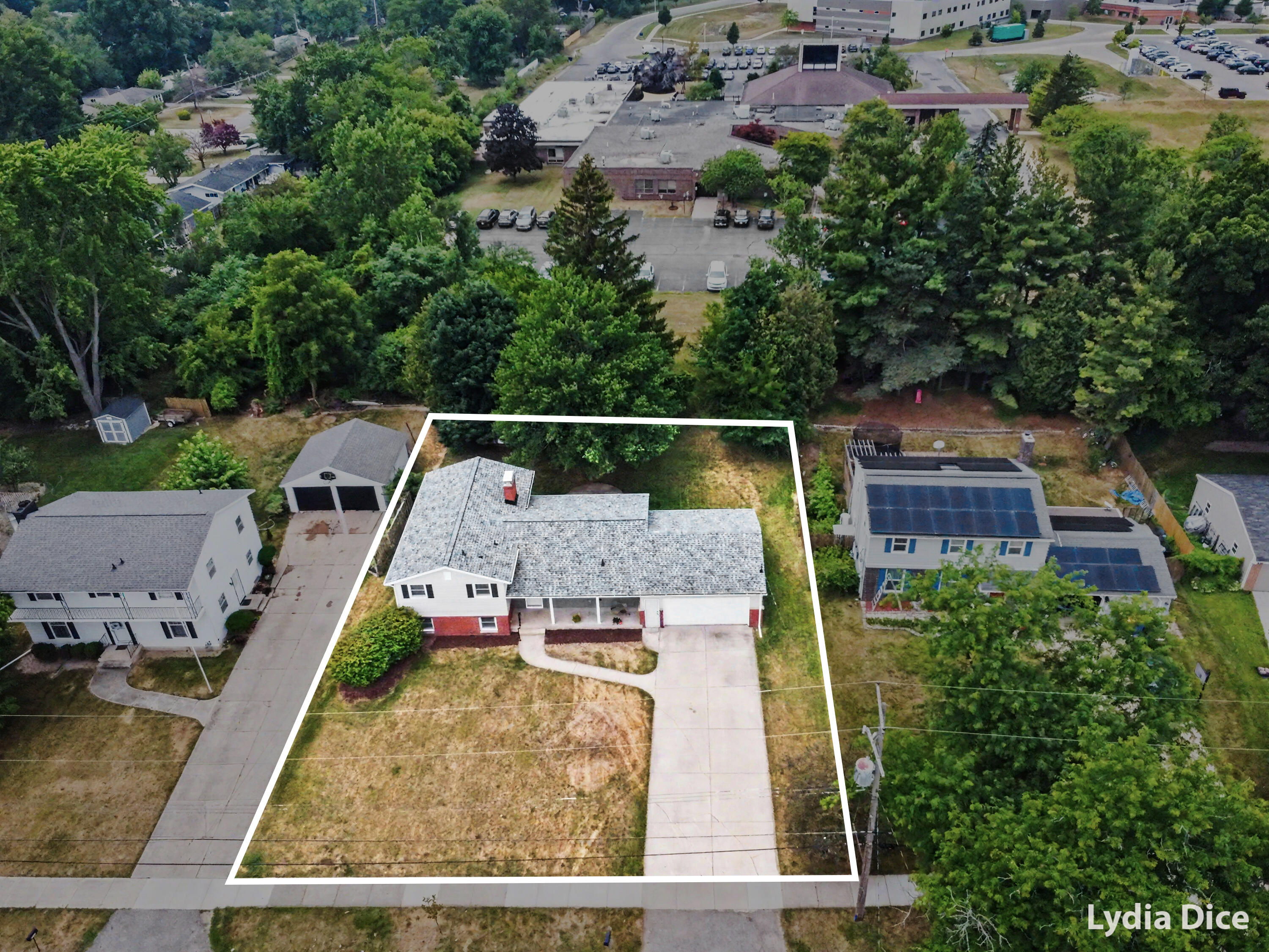4151 Kentridge Drive SE Grand Rapids MI 49508
