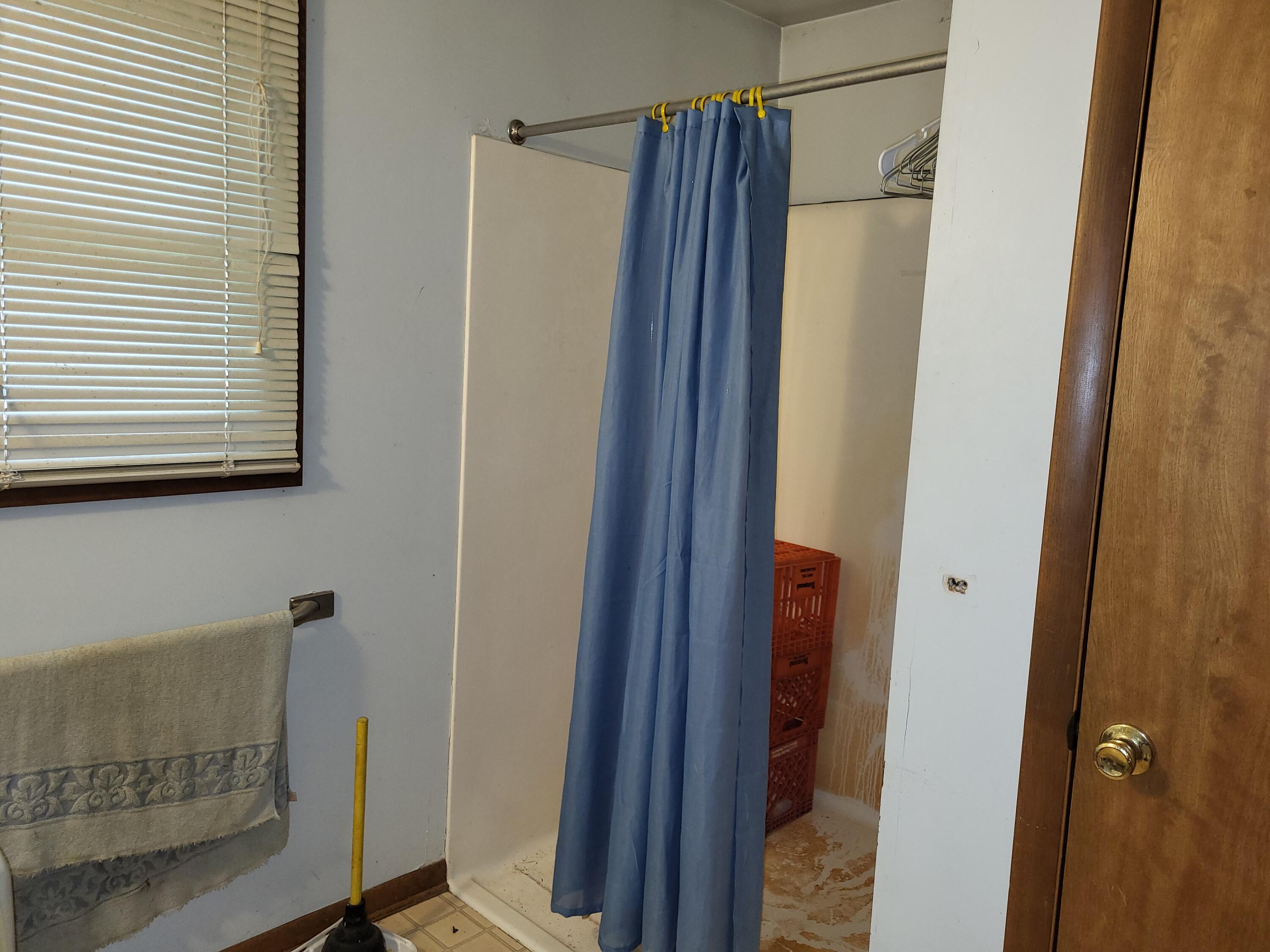 219 E Delaware Decatur MI 49045
