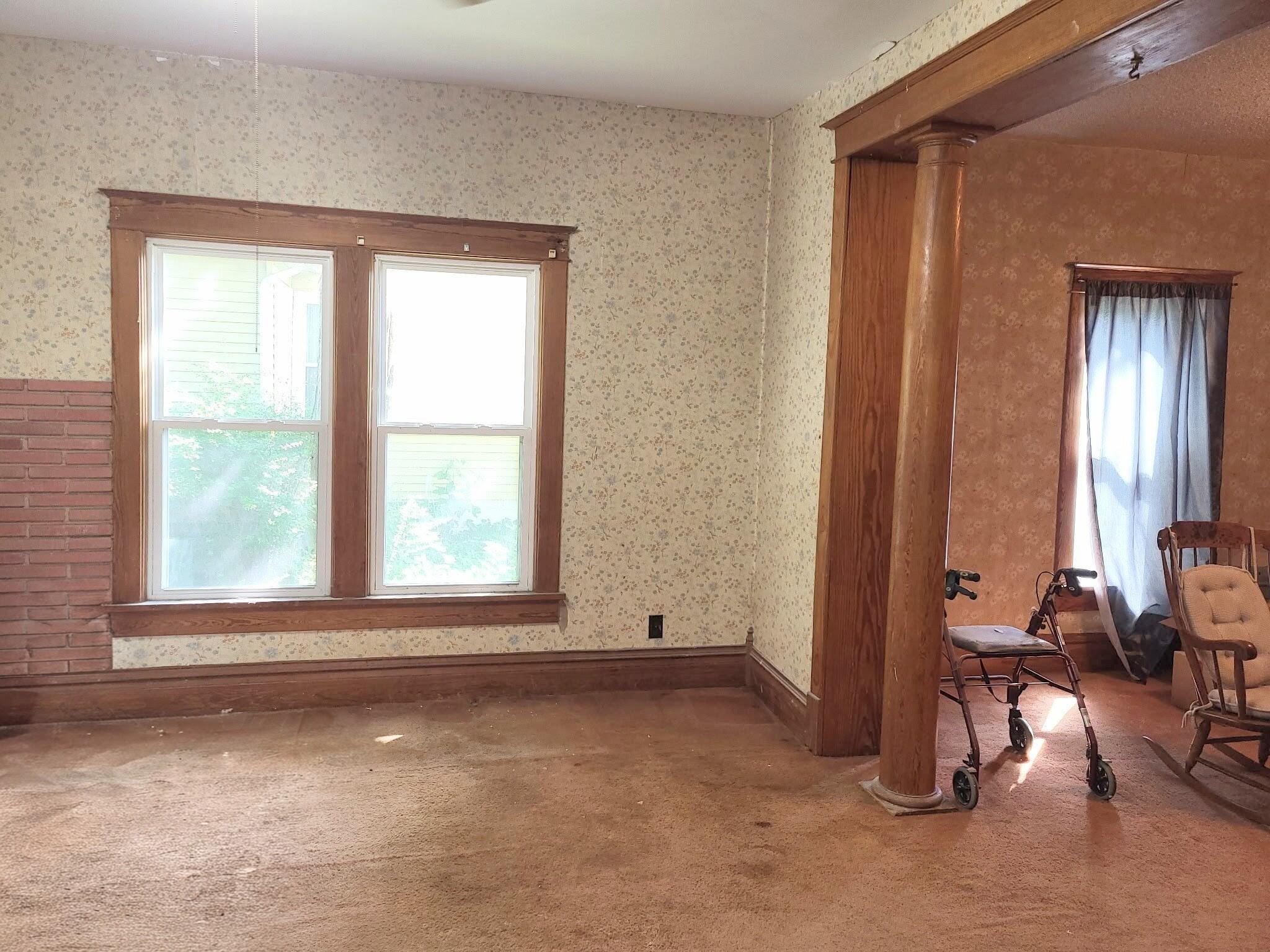 219 E Delaware Decatur MI 49045