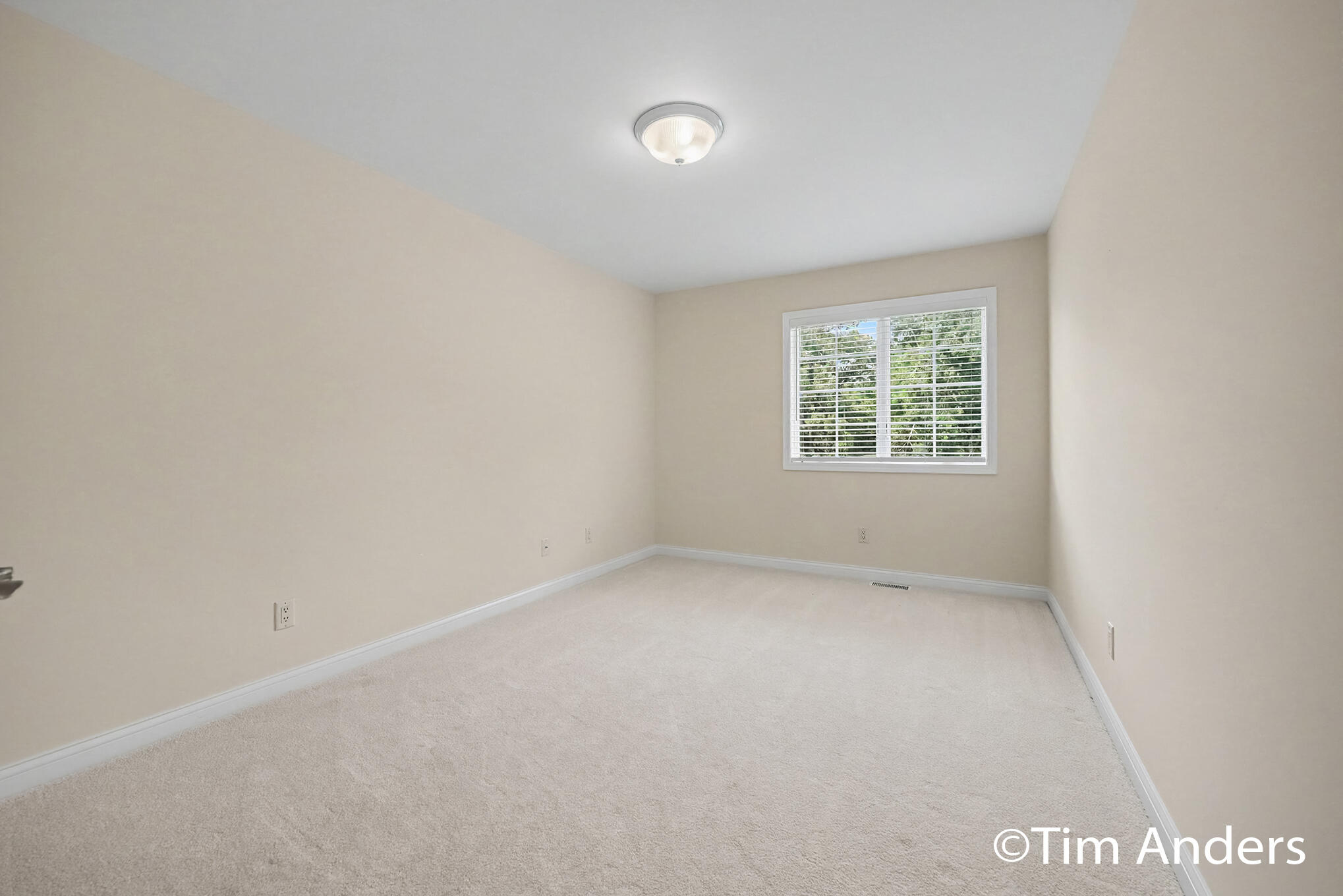 6900 Archway Drive NE Rockford MI 49341