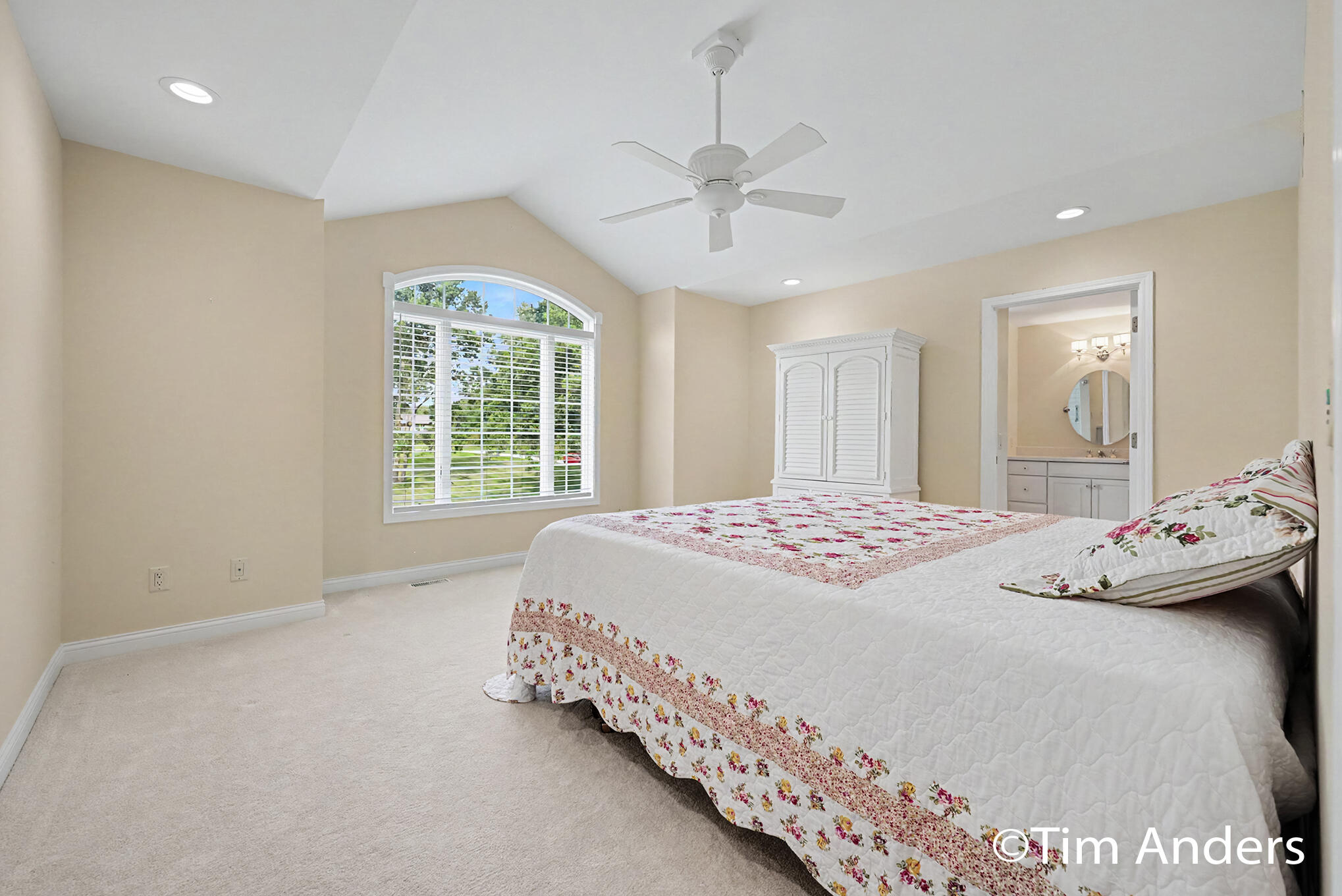 6900 Archway Drive NE Rockford MI 49341