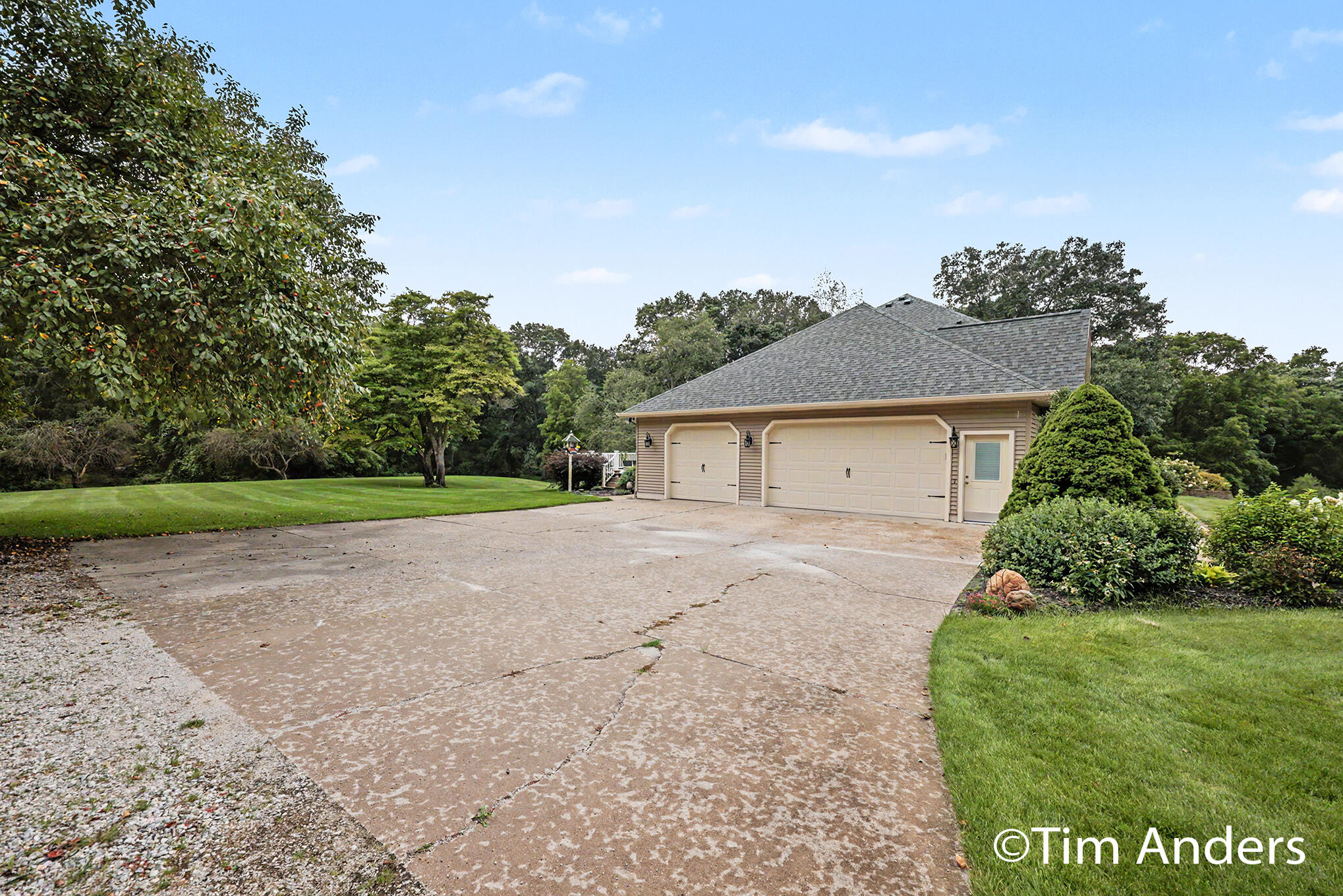 6900 Archway Drive NE Rockford MI 49341