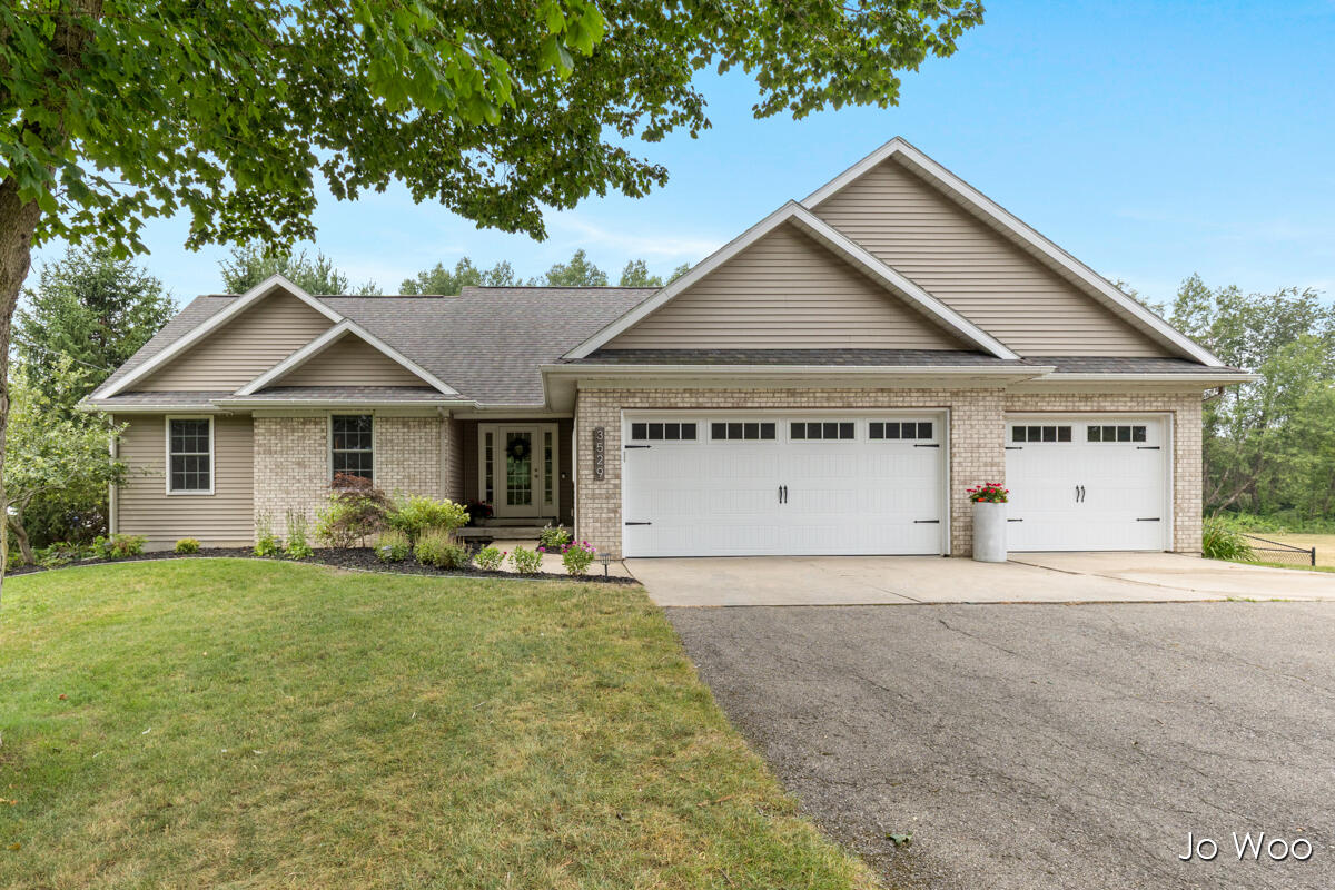 3529 Buttrick Avenue SE Ada MI 49301