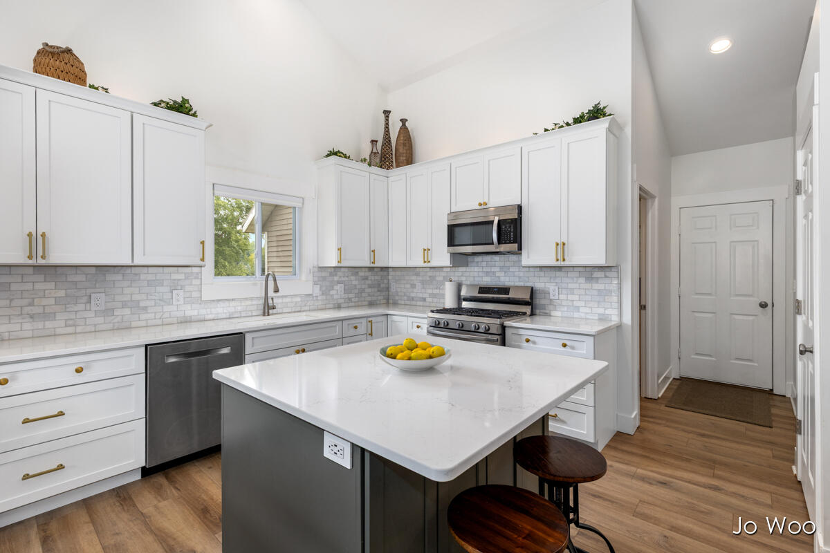 3529 Buttrick Avenue SE Ada MI 49301