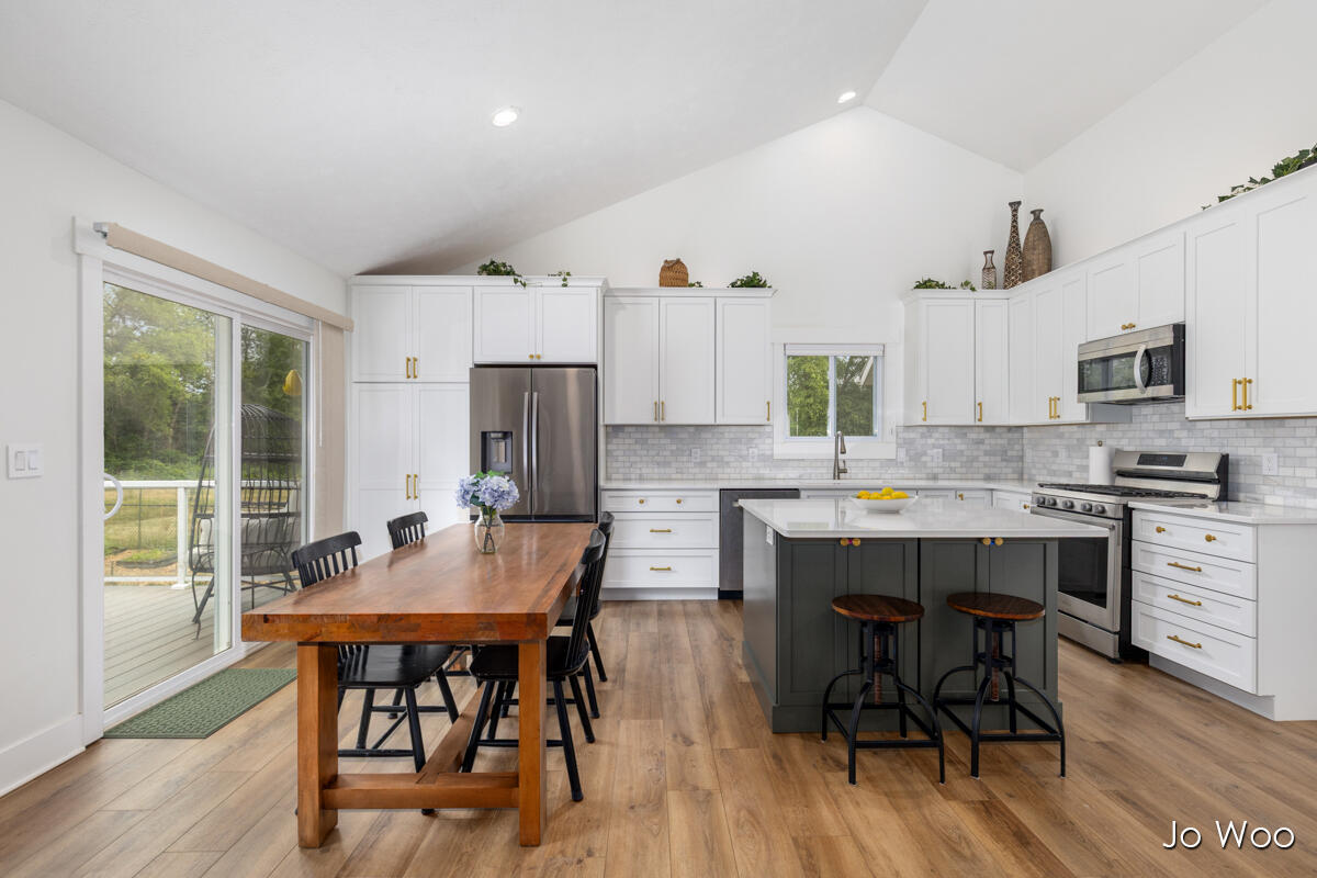 3529 Buttrick Avenue SE Ada MI 49301