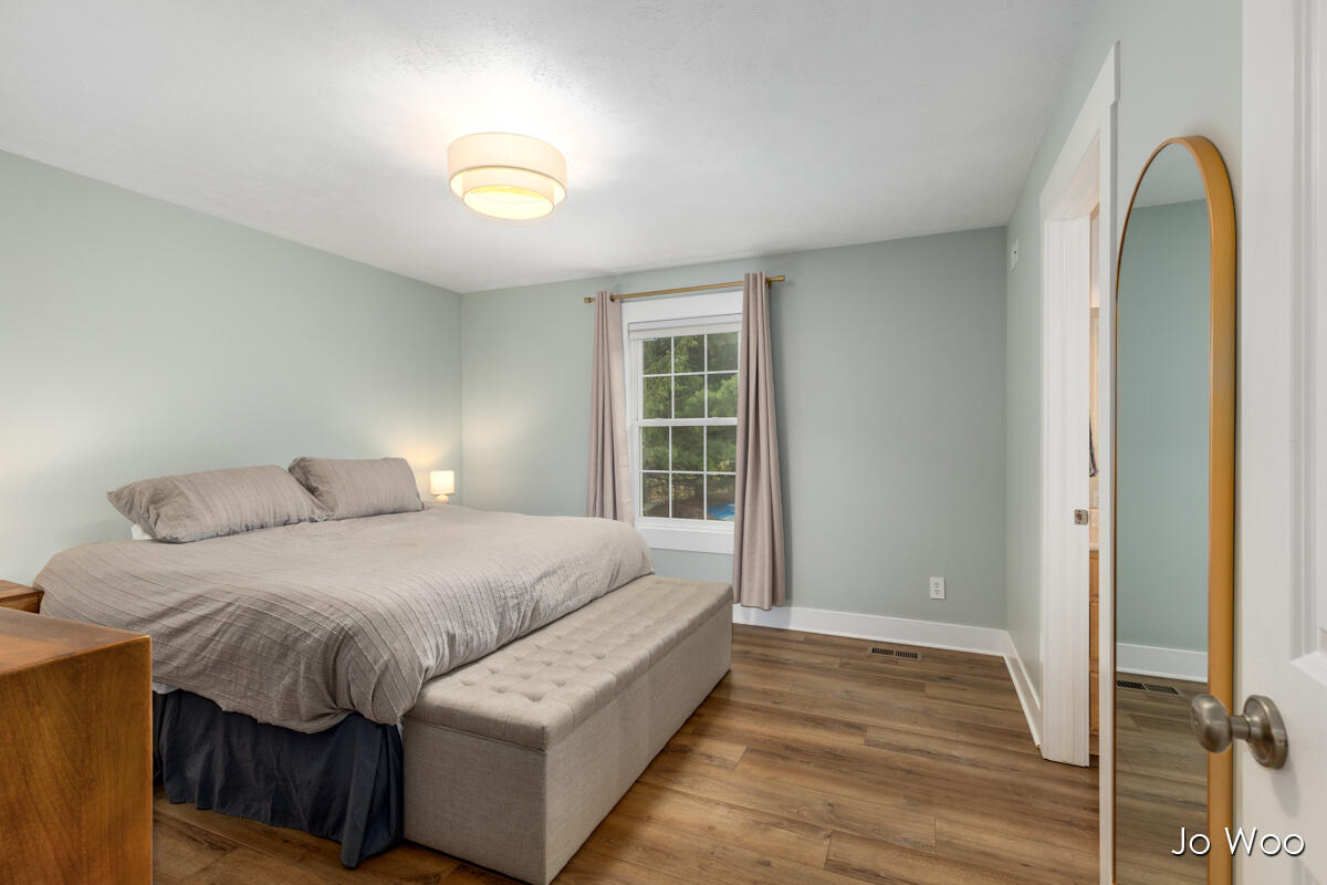 3529 Buttrick Avenue SE Ada MI 49301