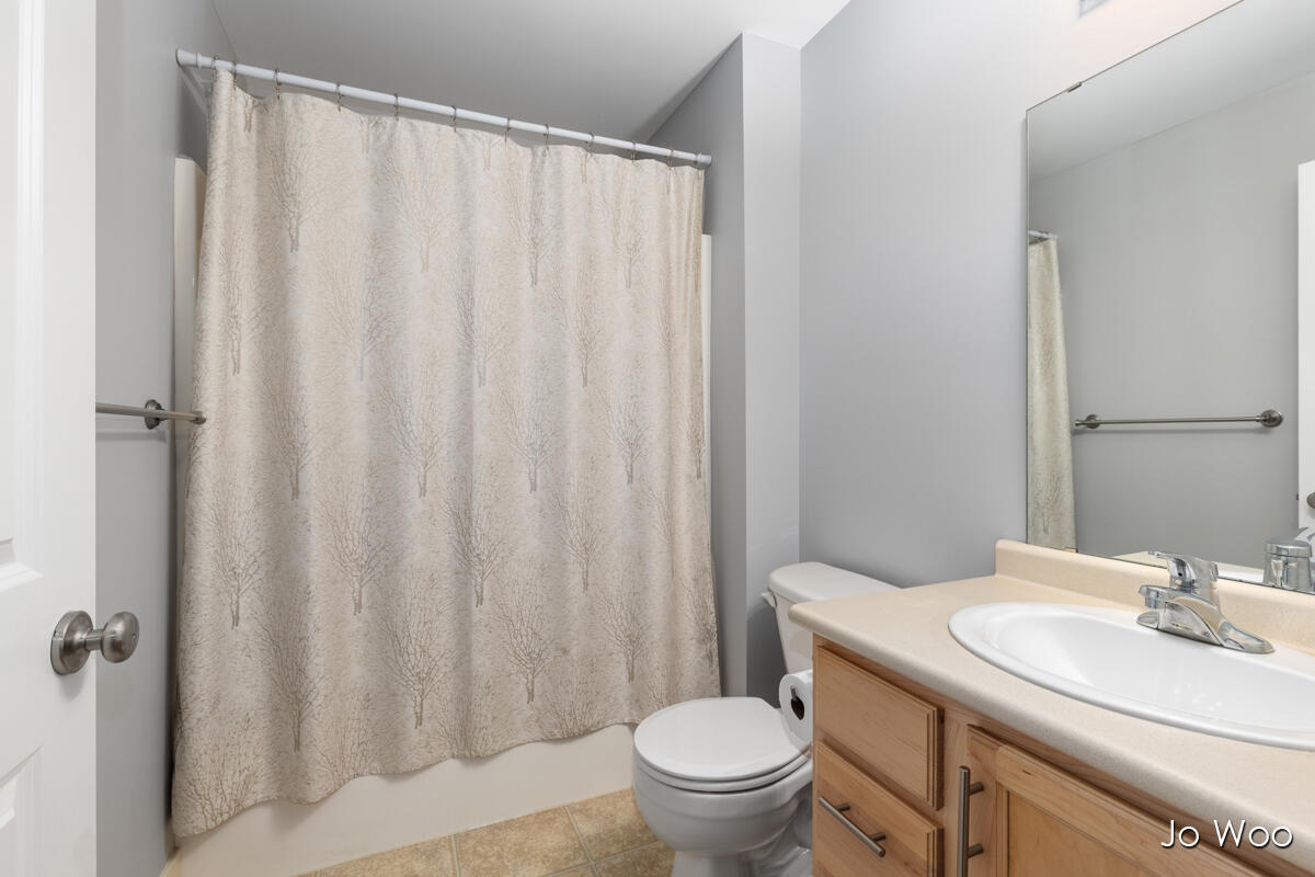 3529 Buttrick Avenue SE Ada MI 49301