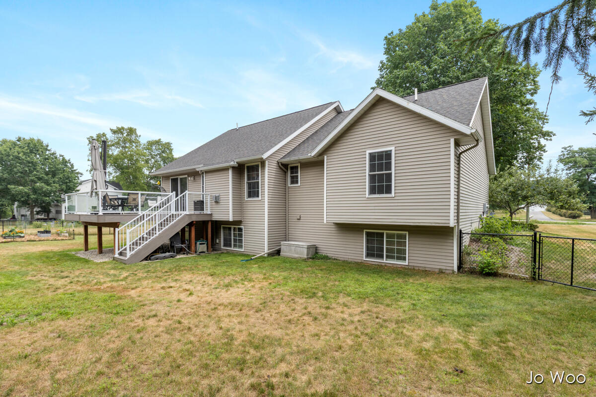 3529 Buttrick Avenue SE Ada MI 49301