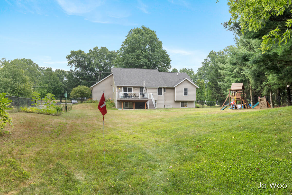 3529 Buttrick Avenue SE Ada MI 49301