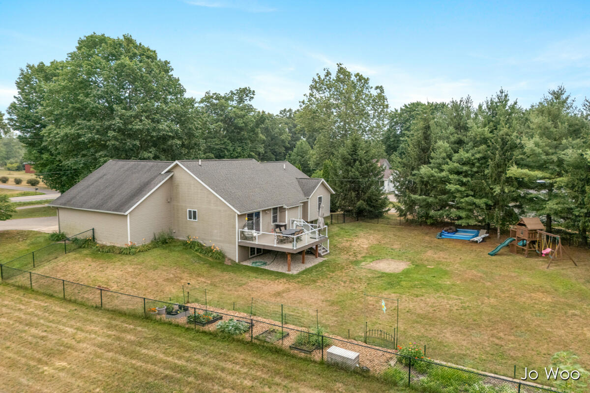 3529 Buttrick Avenue SE Ada MI 49301