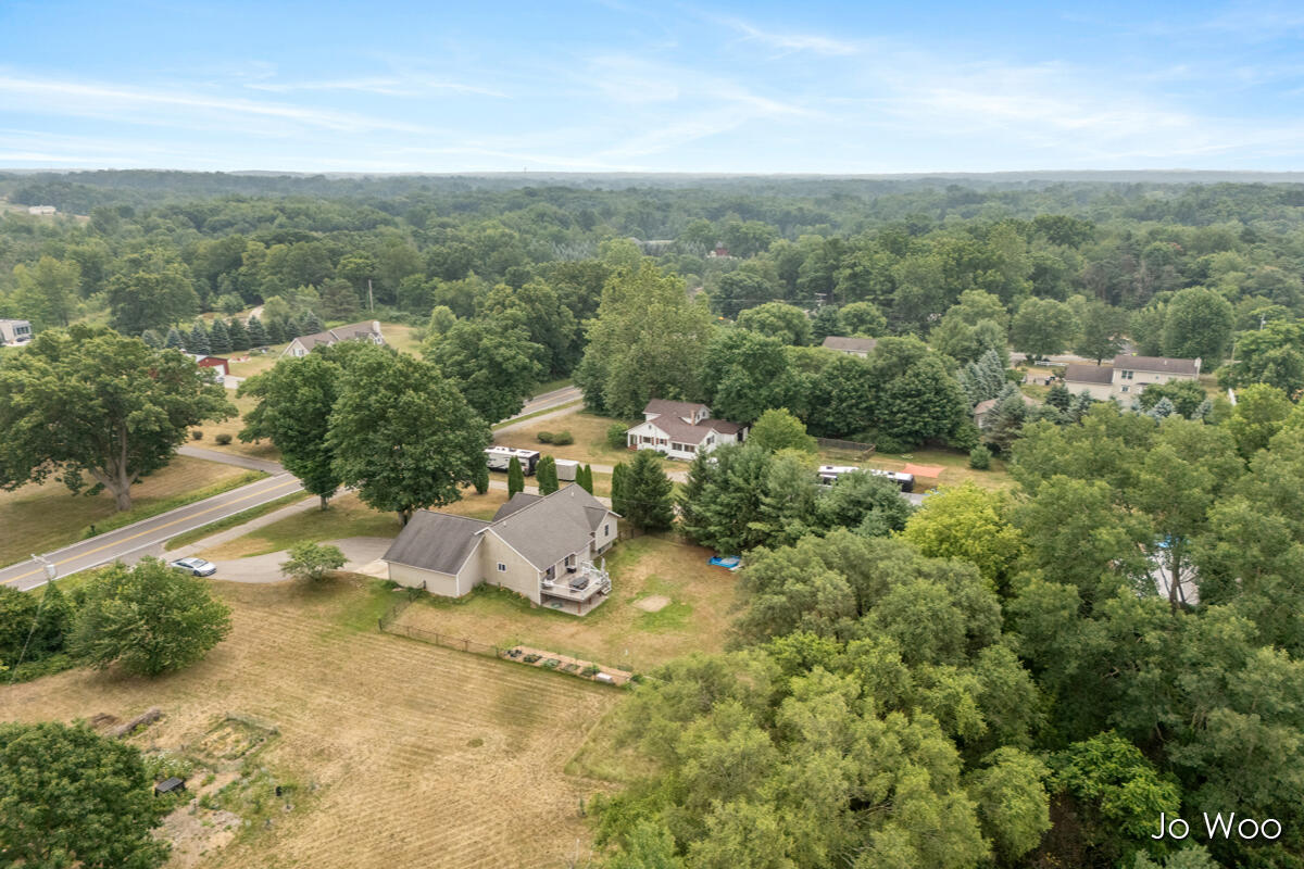 3529 Buttrick Avenue SE Ada MI 49301