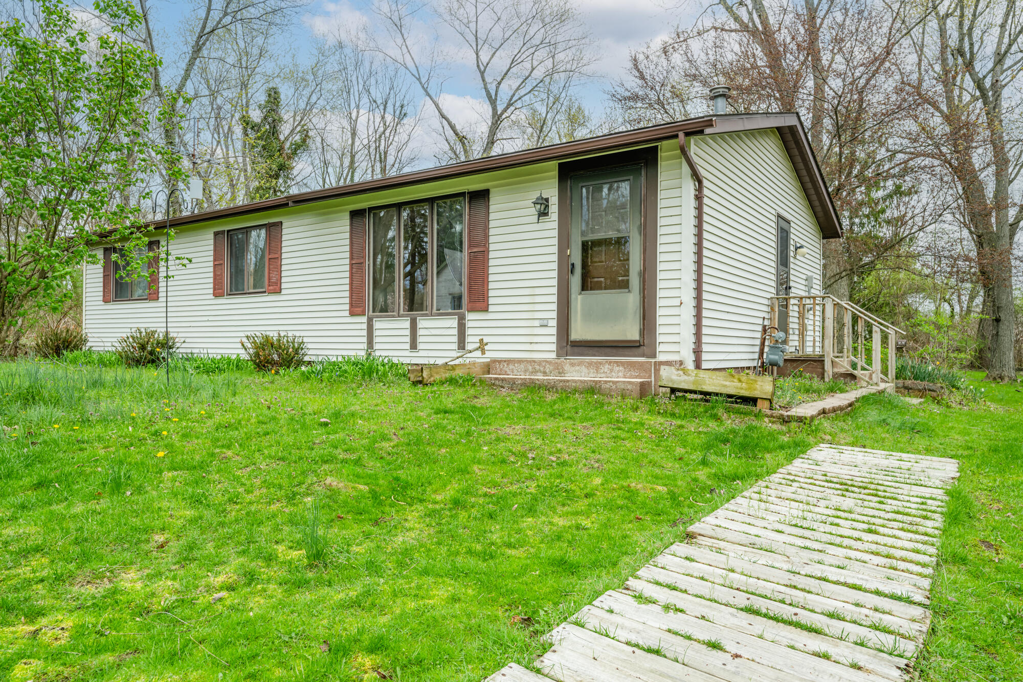 12843 S Wolcott Avenue Sawyer MI 49125