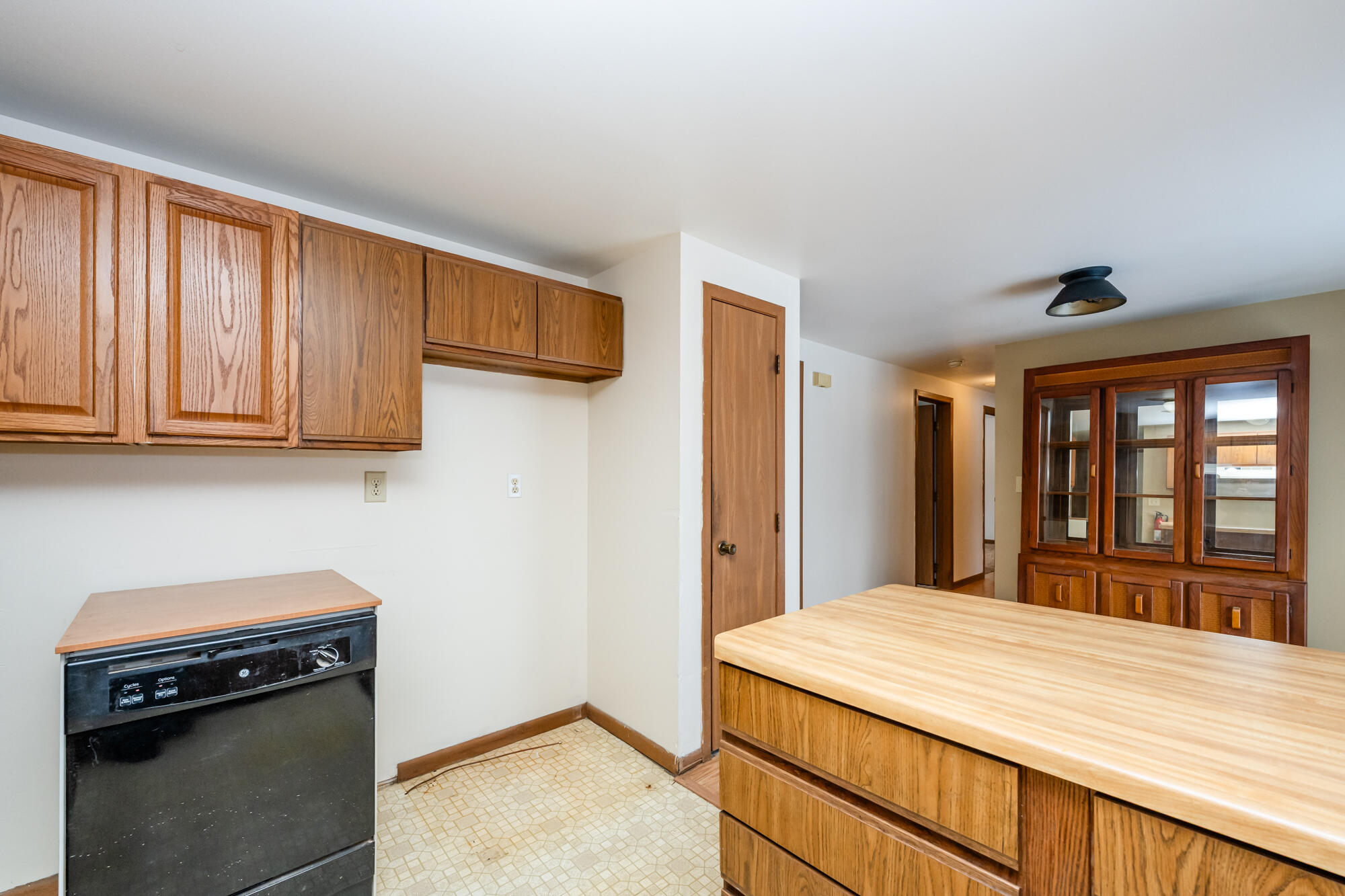 12843 S Wolcott Avenue Sawyer MI 49125