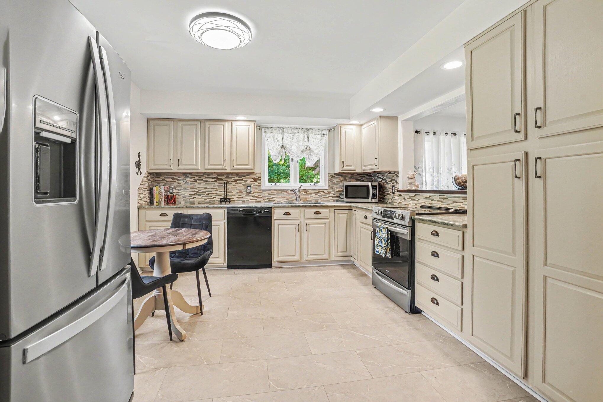 4821 Landing Way Kalamazoo MI 49048