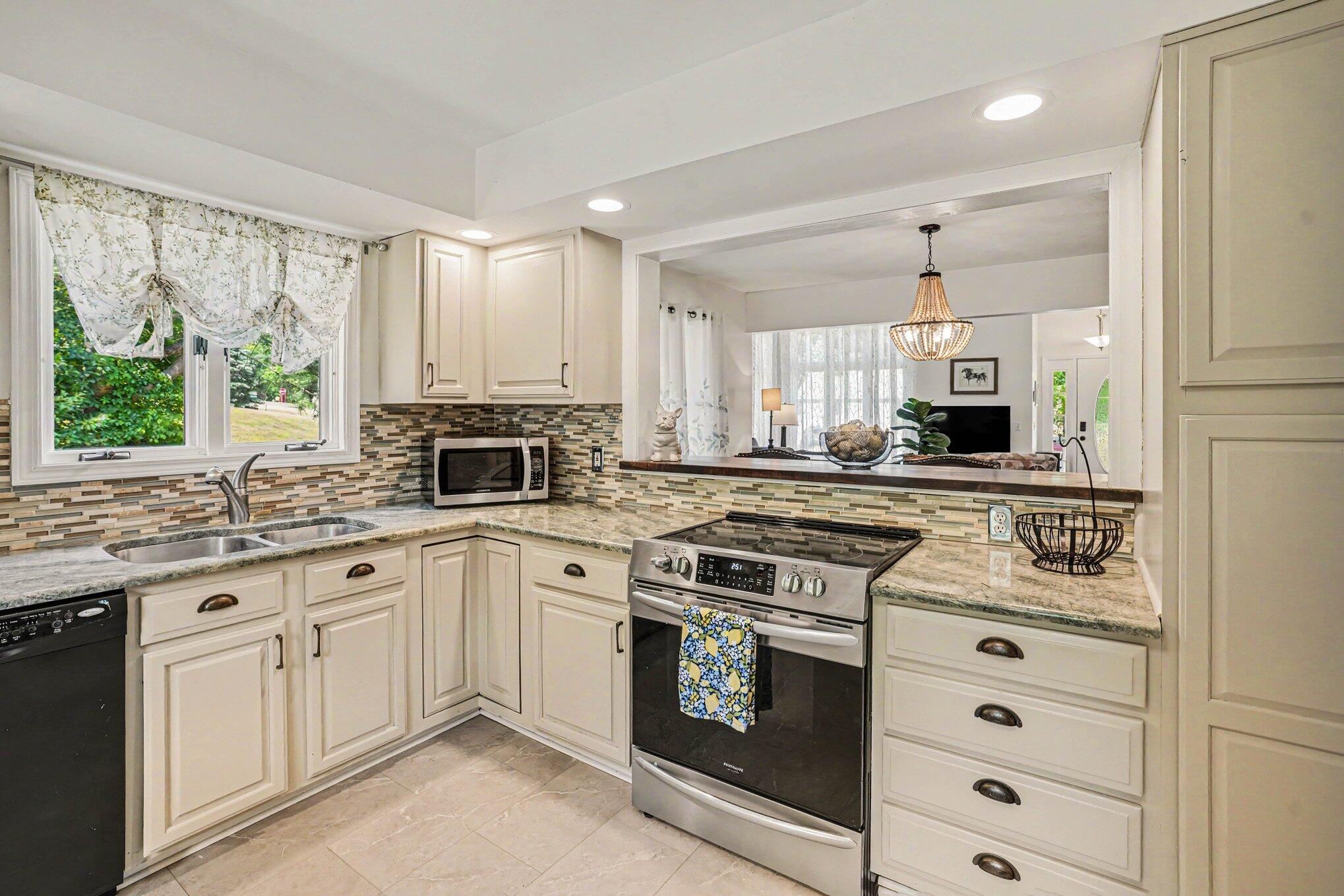 4821 Landing Way Kalamazoo MI 49048