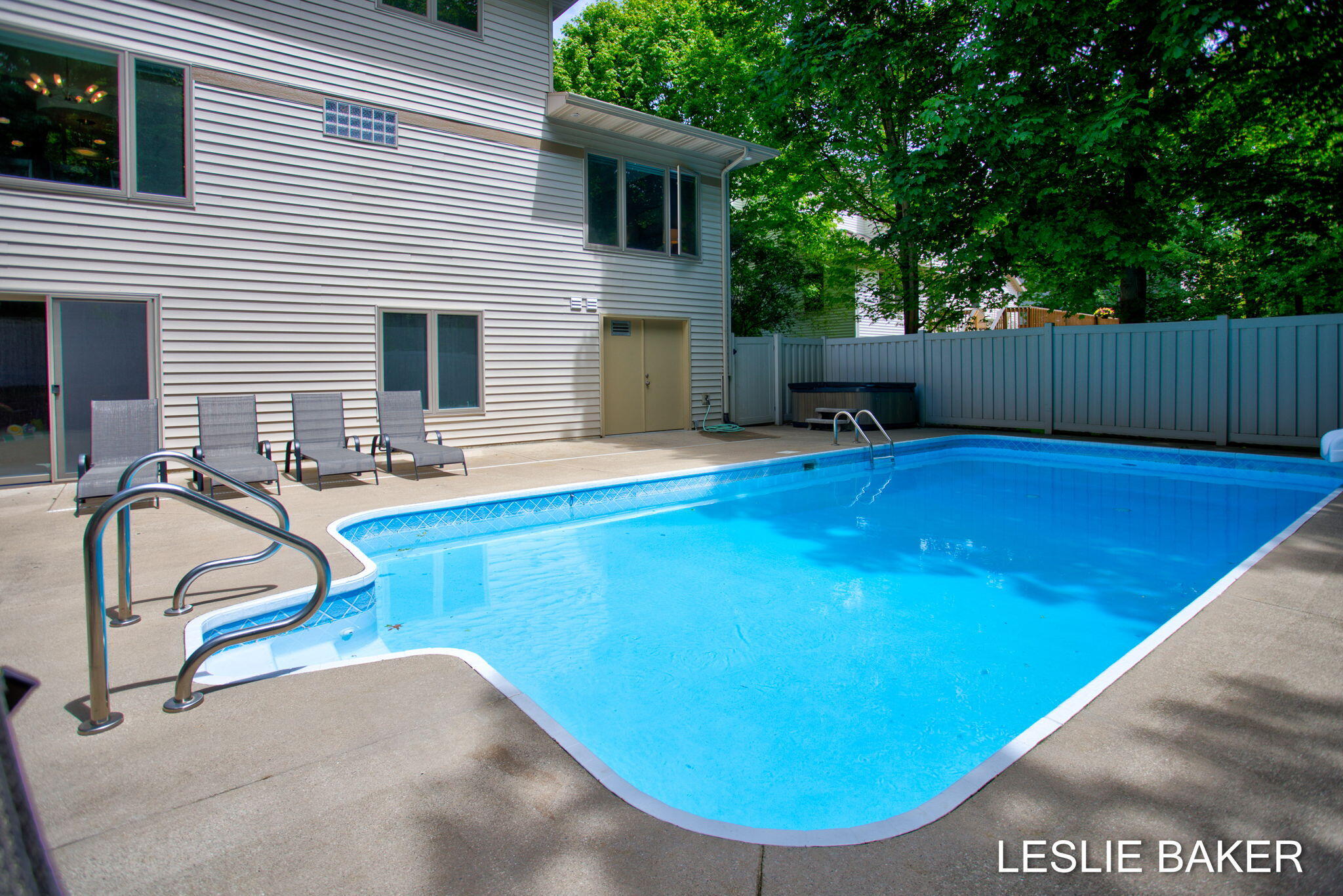 6394 Reserve Way Holland MI 49423