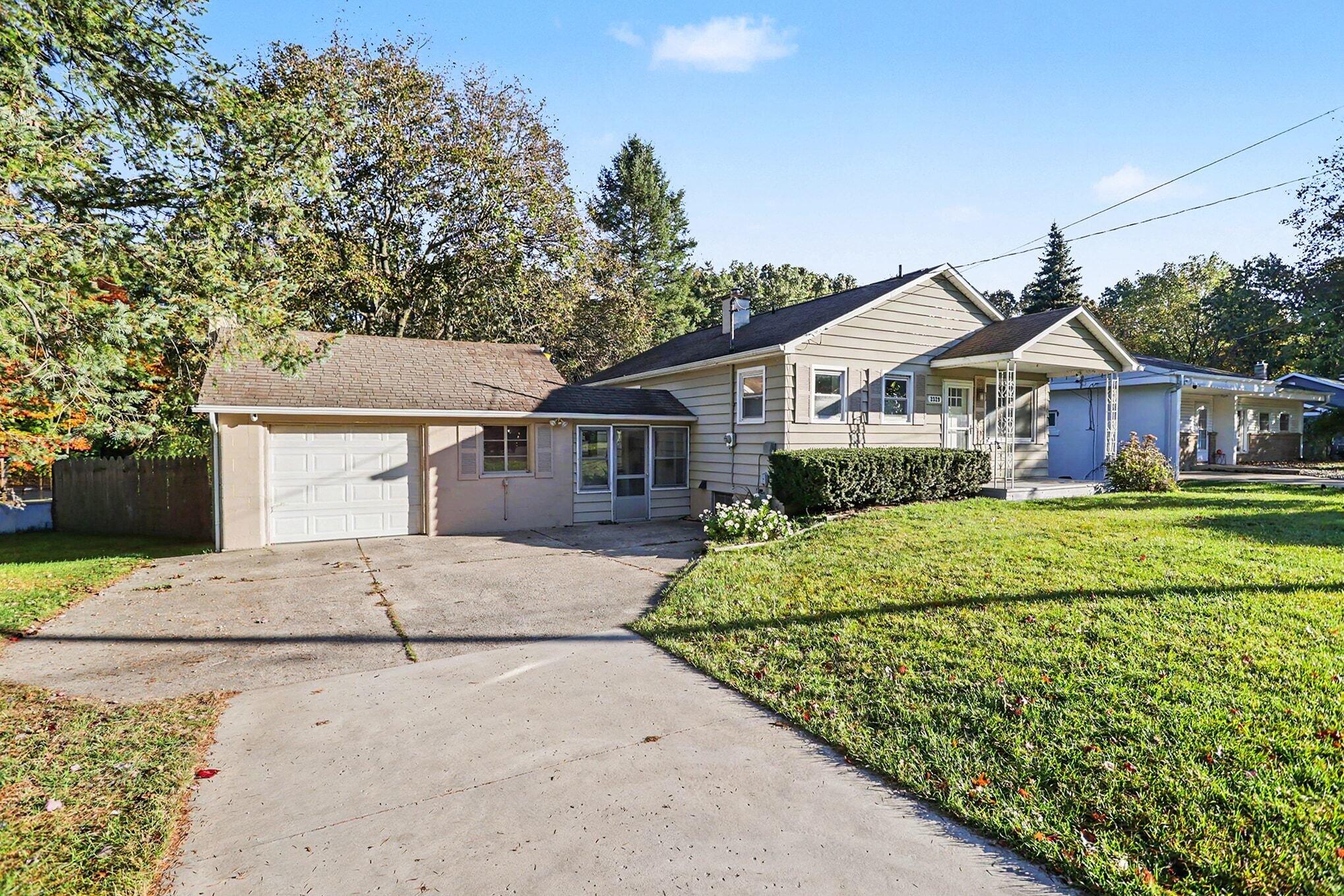 2329 Stanley Avenue Portage MI 49002