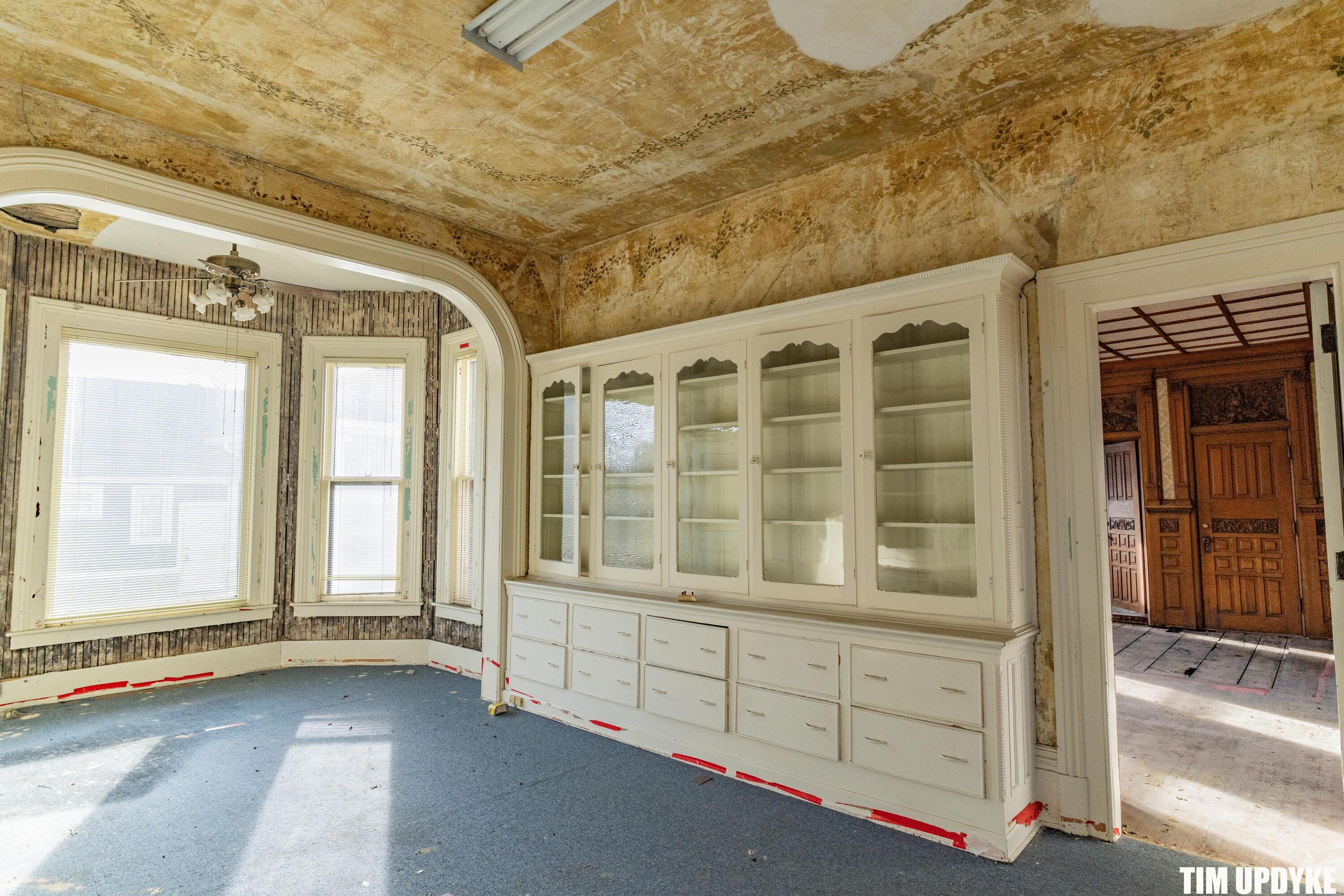 382 W Muskegon Avenue Muskegon MI 49440