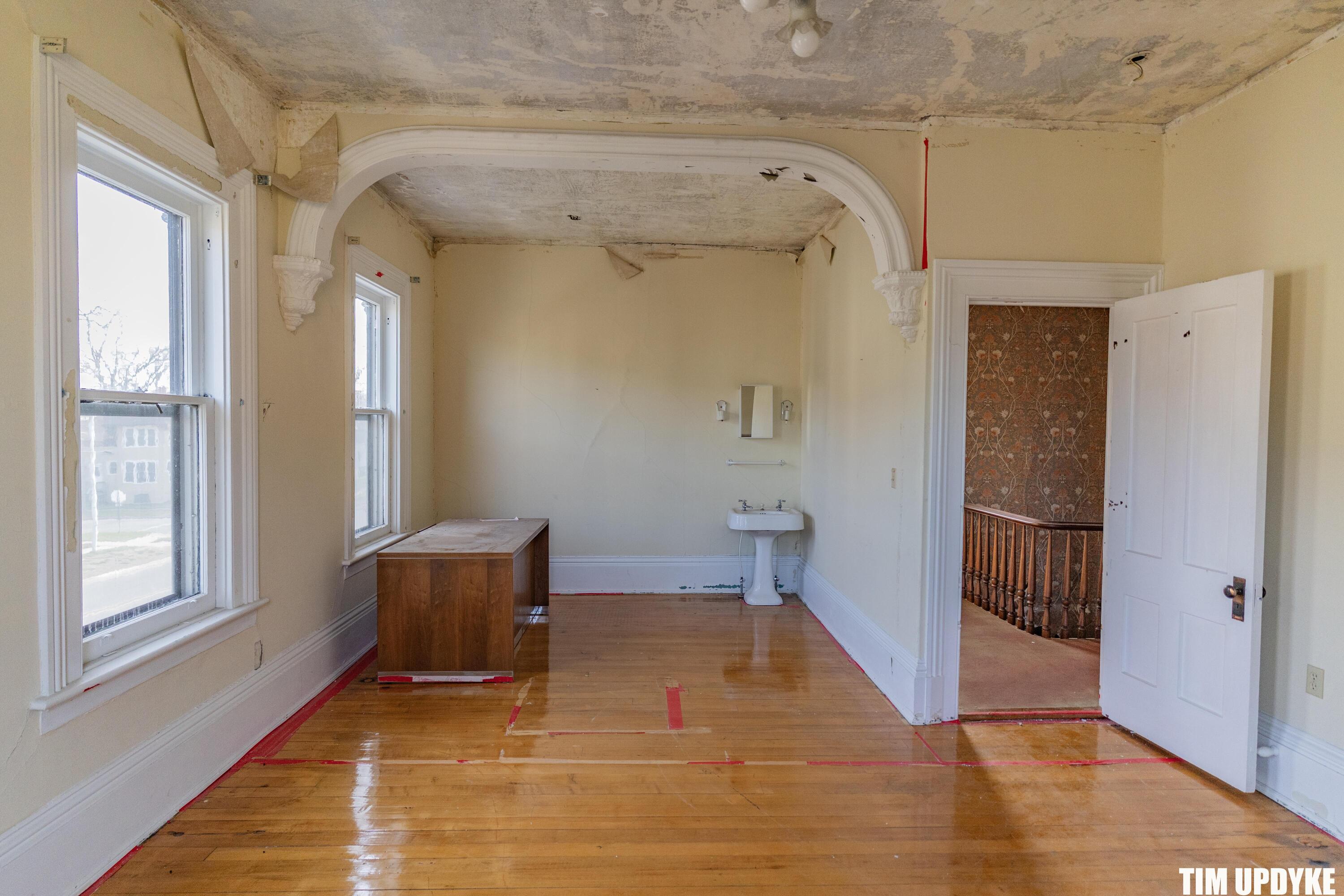 382 W Muskegon Avenue Muskegon MI 49440