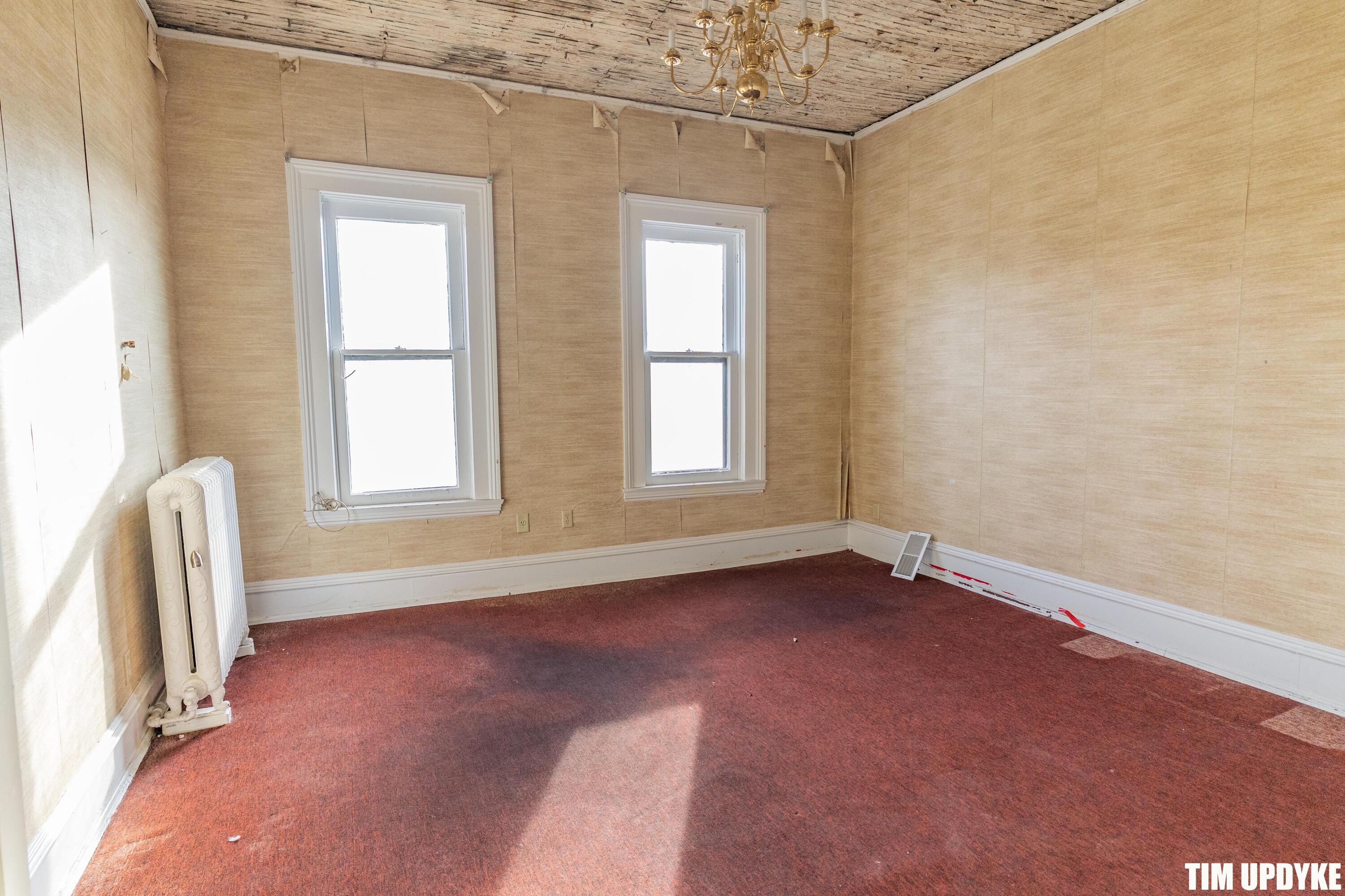 382 W Muskegon Avenue Muskegon MI 49440