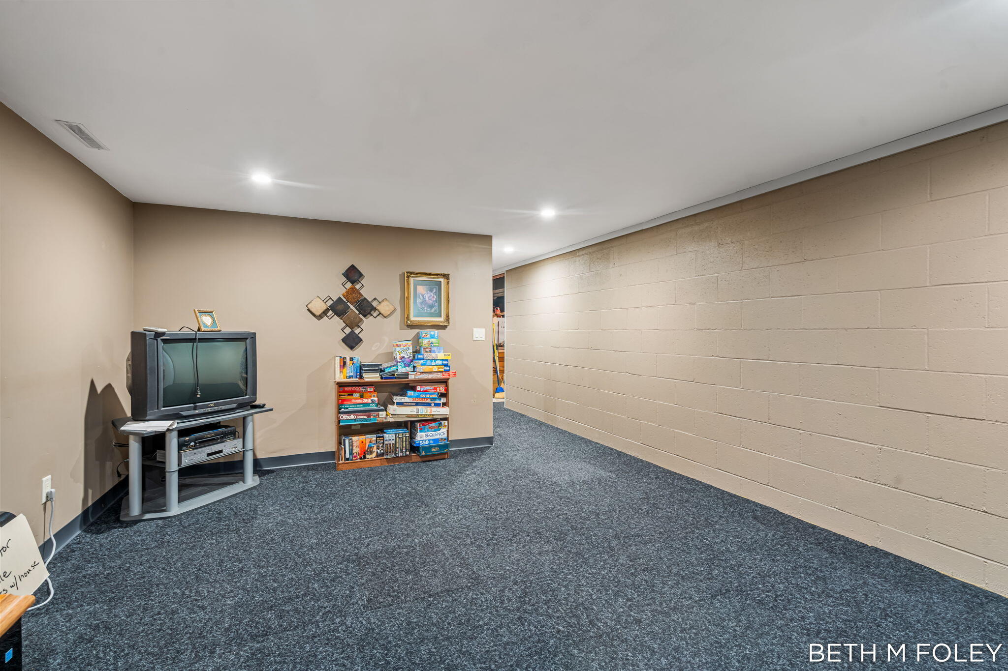 6162 147th Avenue Holland MI 49423