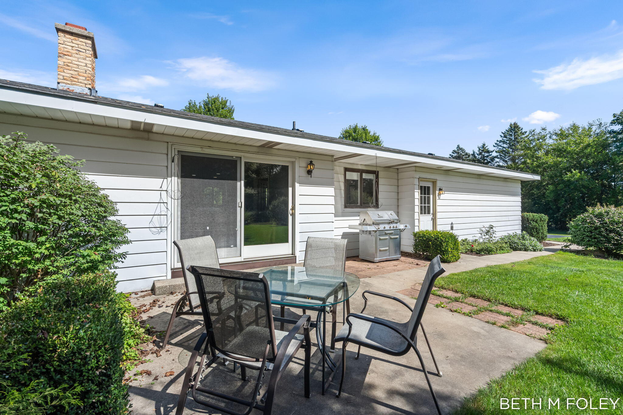 6162 147th Avenue Holland MI 49423
