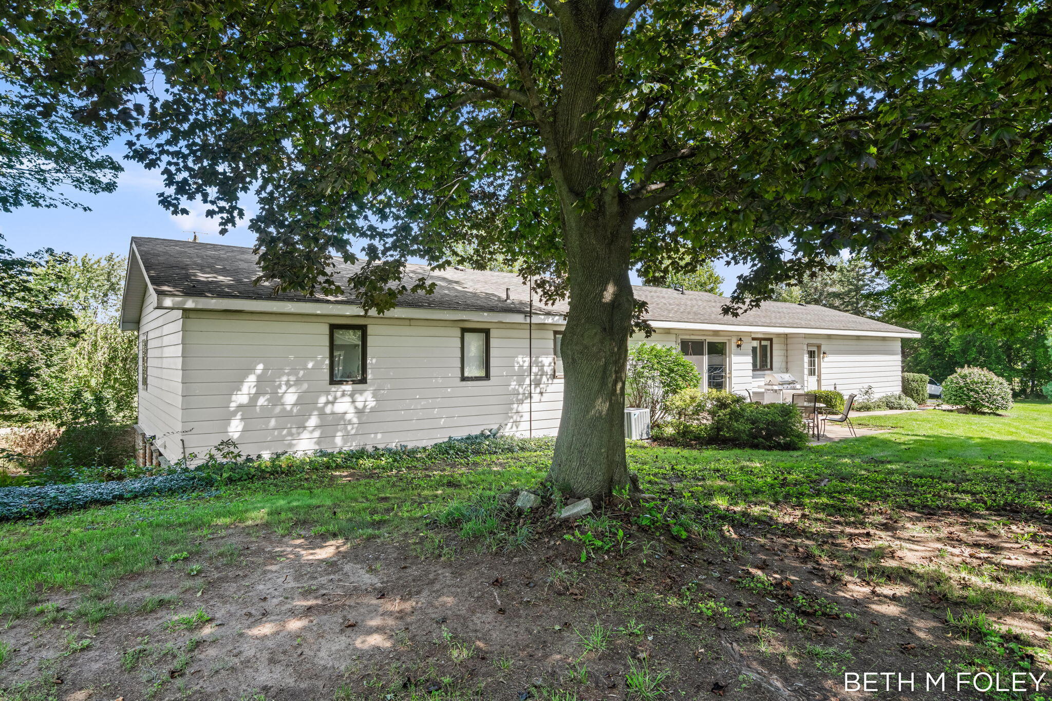 6162 147th Avenue Holland MI 49423