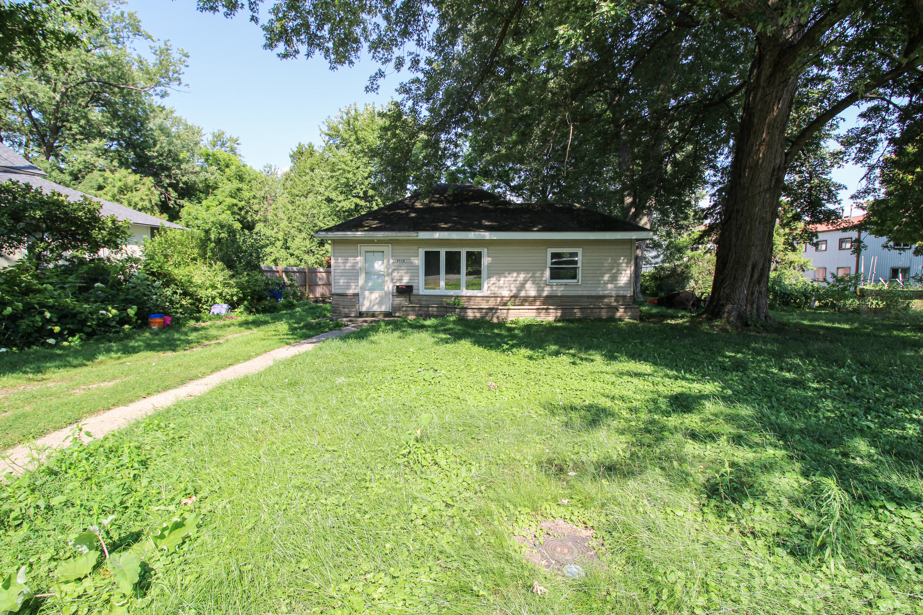 2112 N Westnedge Avenue Kalamazoo MI 49007