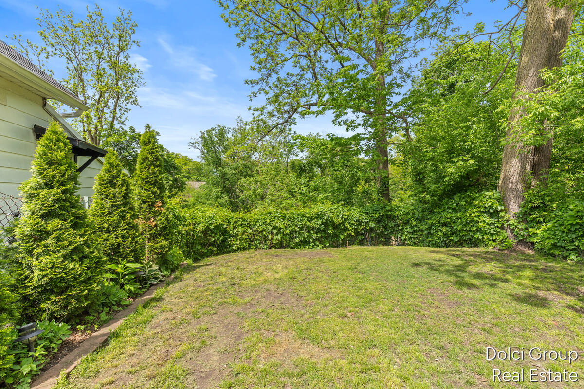 443 Cedar Street NE Grand Rapids MI 49503