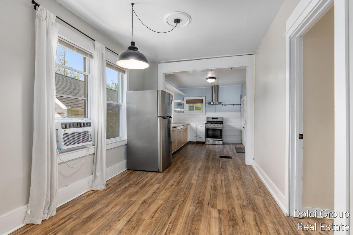 443 Cedar Street NE Grand Rapids MI 49503
