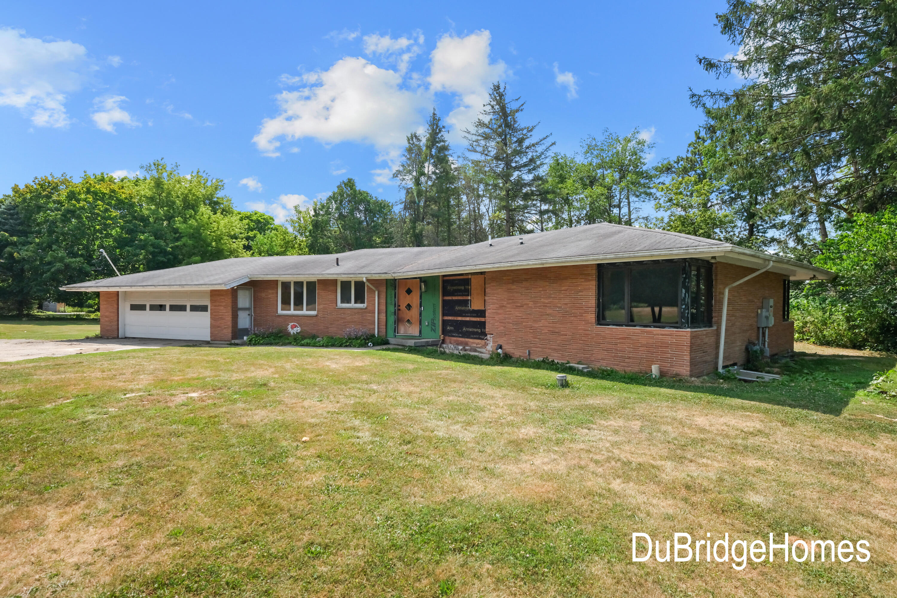 311 Honey Creek Avenue SE Ada MI 49301