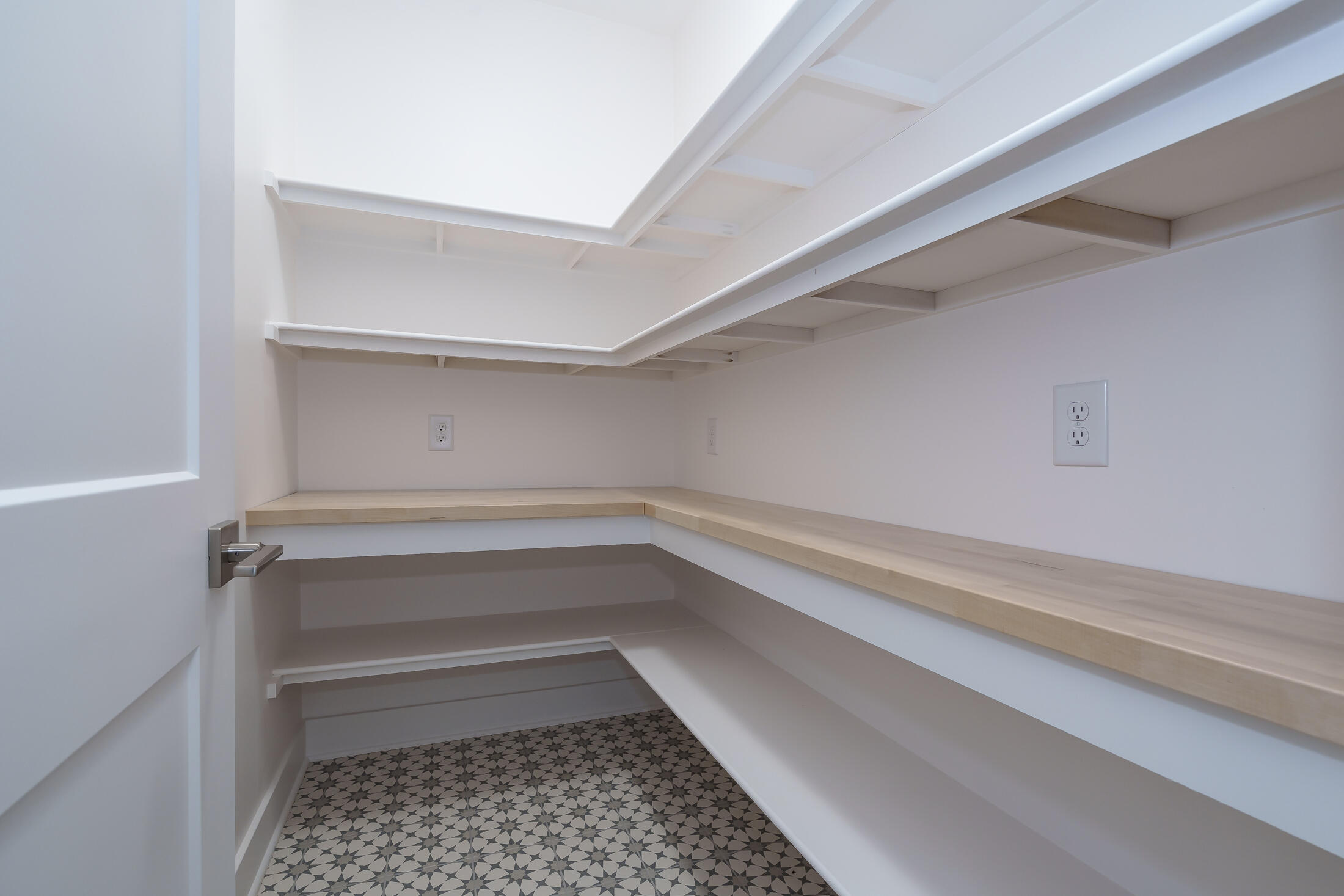 8303 Scots Pine Circle Kalamazoo MI 49009