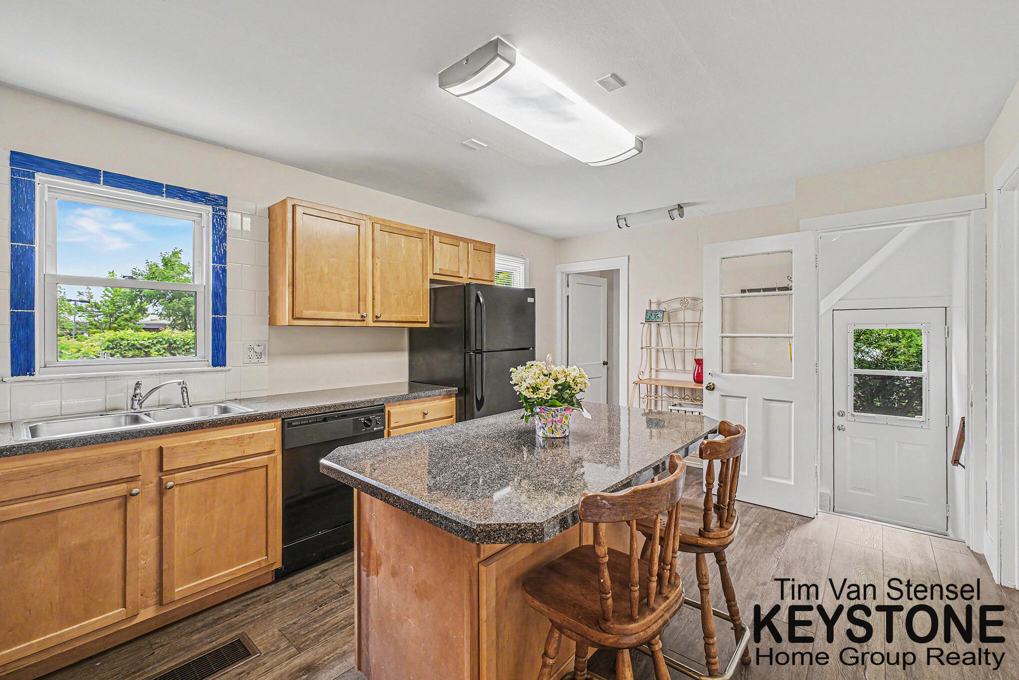1258 Spring Avenue NE Grand Rapids MI 49505