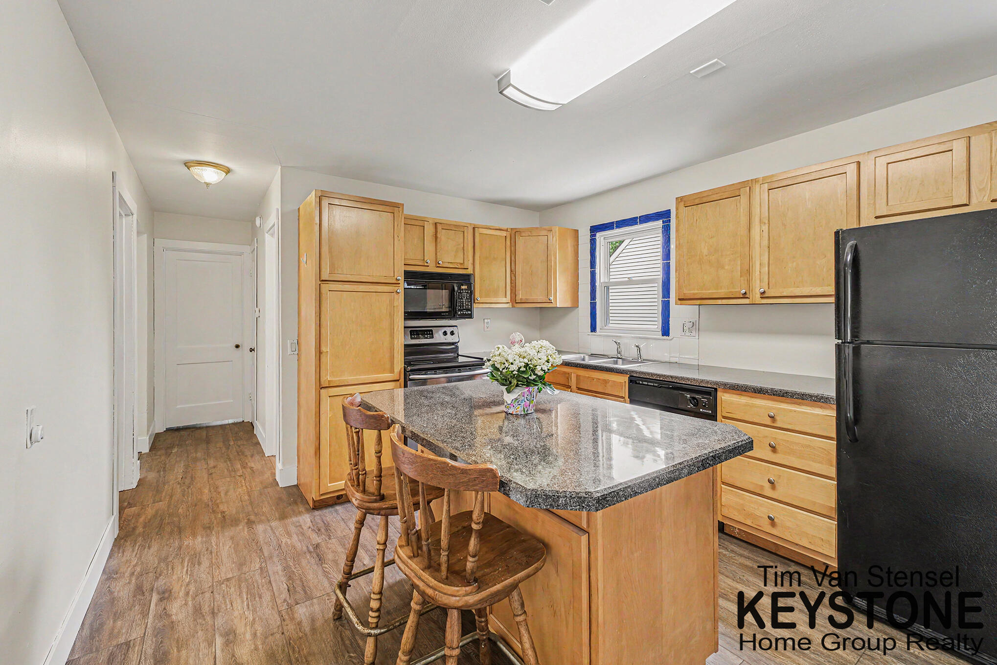 1258 Spring Avenue NE Grand Rapids MI 49505