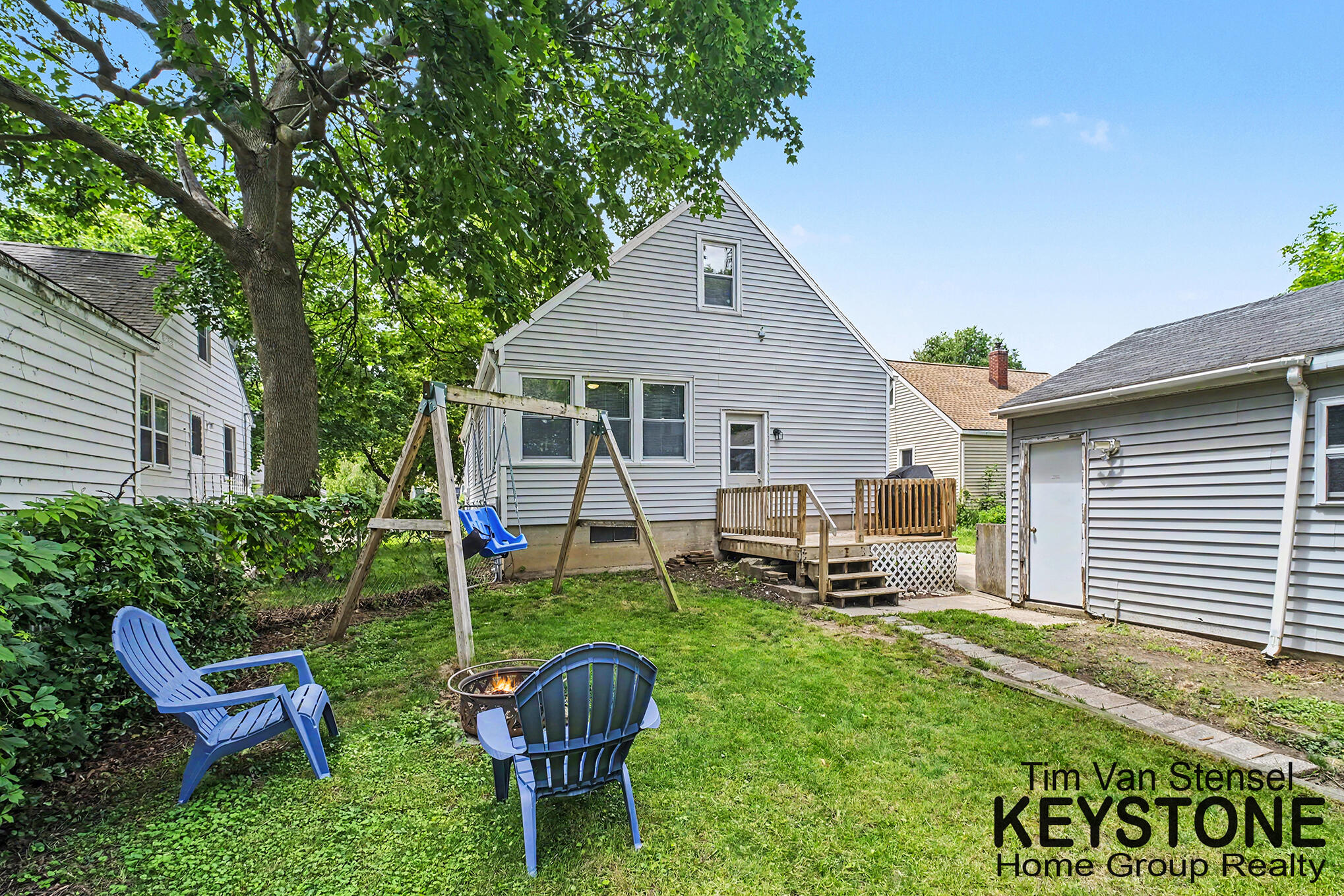 1258 Spring Avenue NE Grand Rapids MI 49505