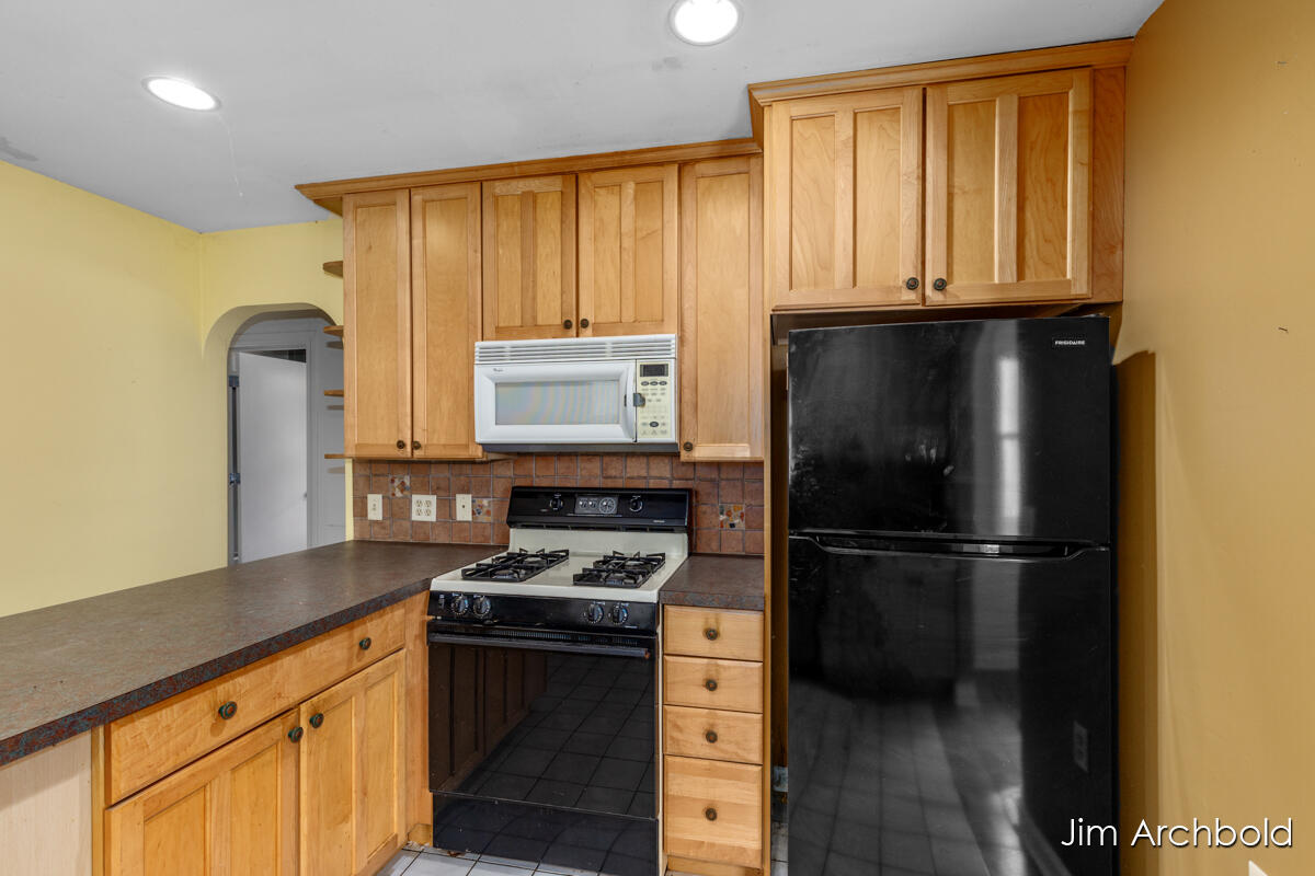146 Bellevue Street SE Grand Rapids MI 49548