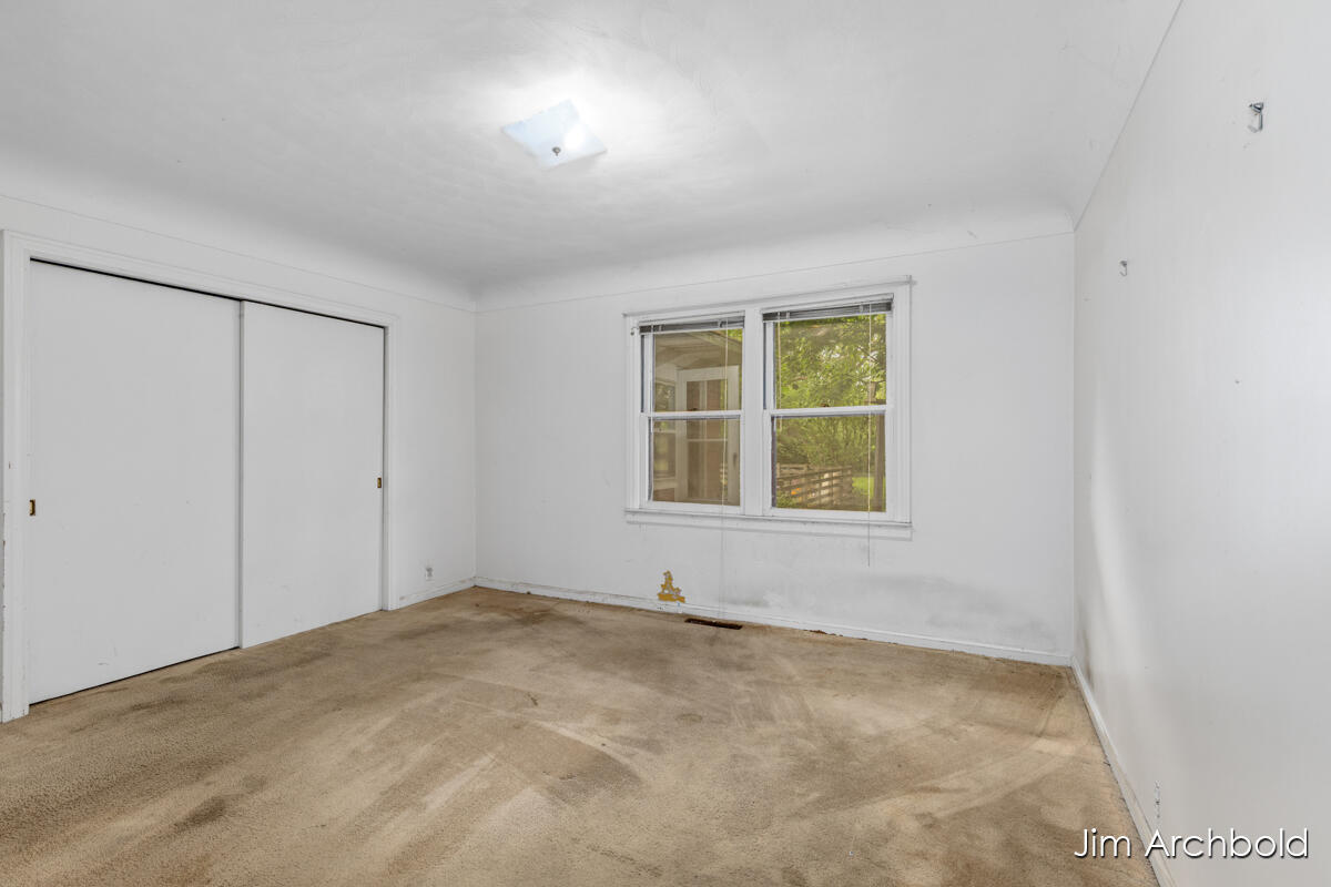 146 Bellevue Street SE Grand Rapids MI 49548