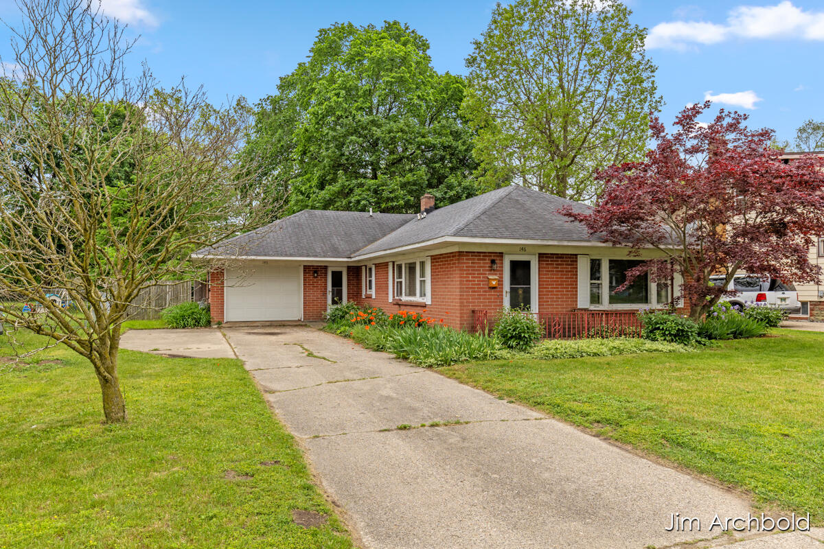 146 Bellevue Street SE Grand Rapids MI 49548