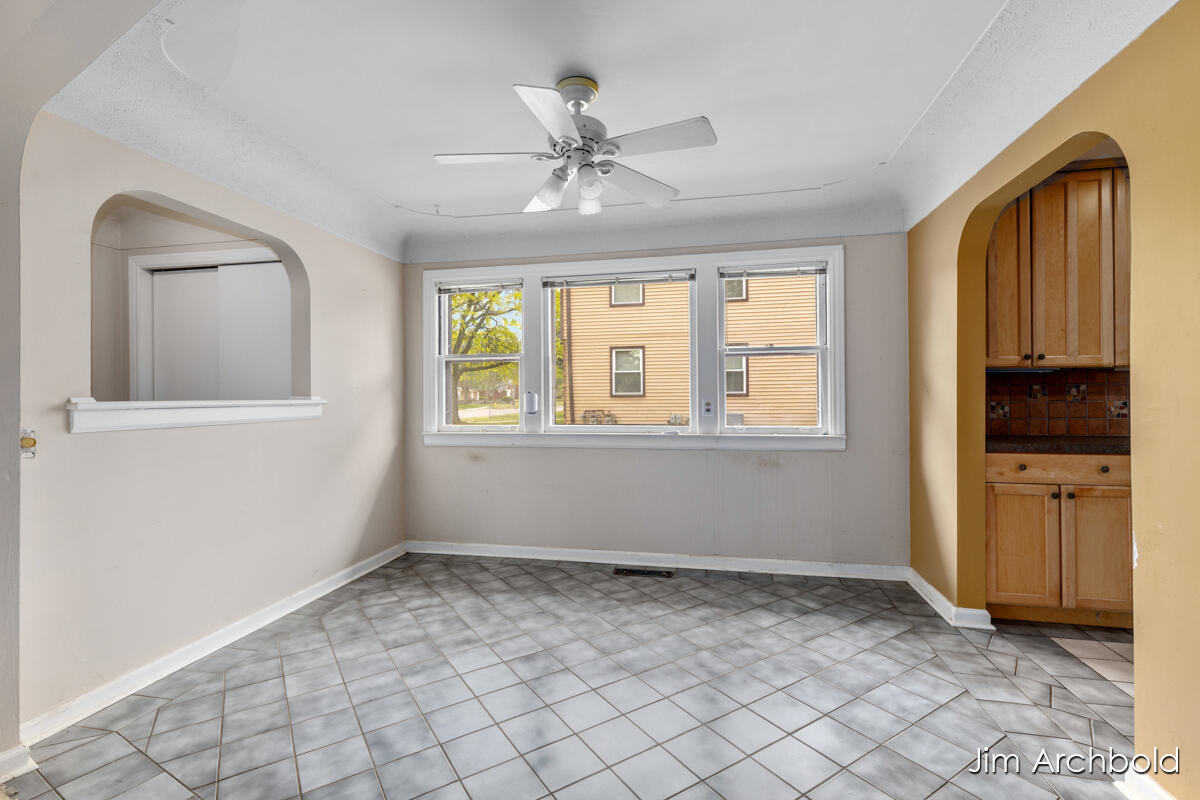 146 Bellevue Street SE Grand Rapids MI 49548